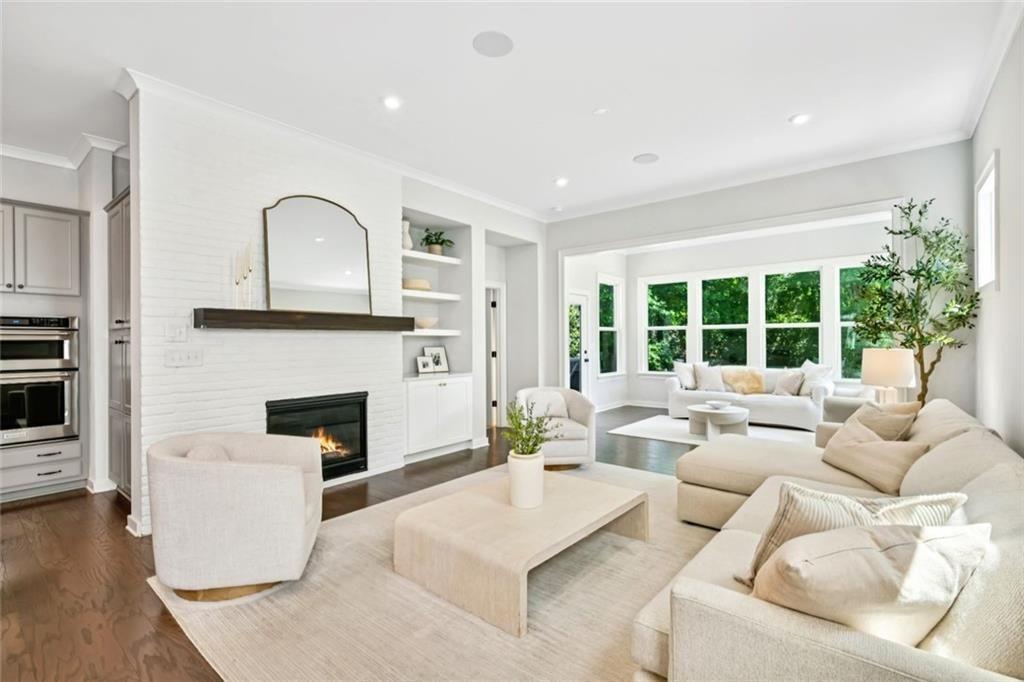 1229 Hampton Park Road