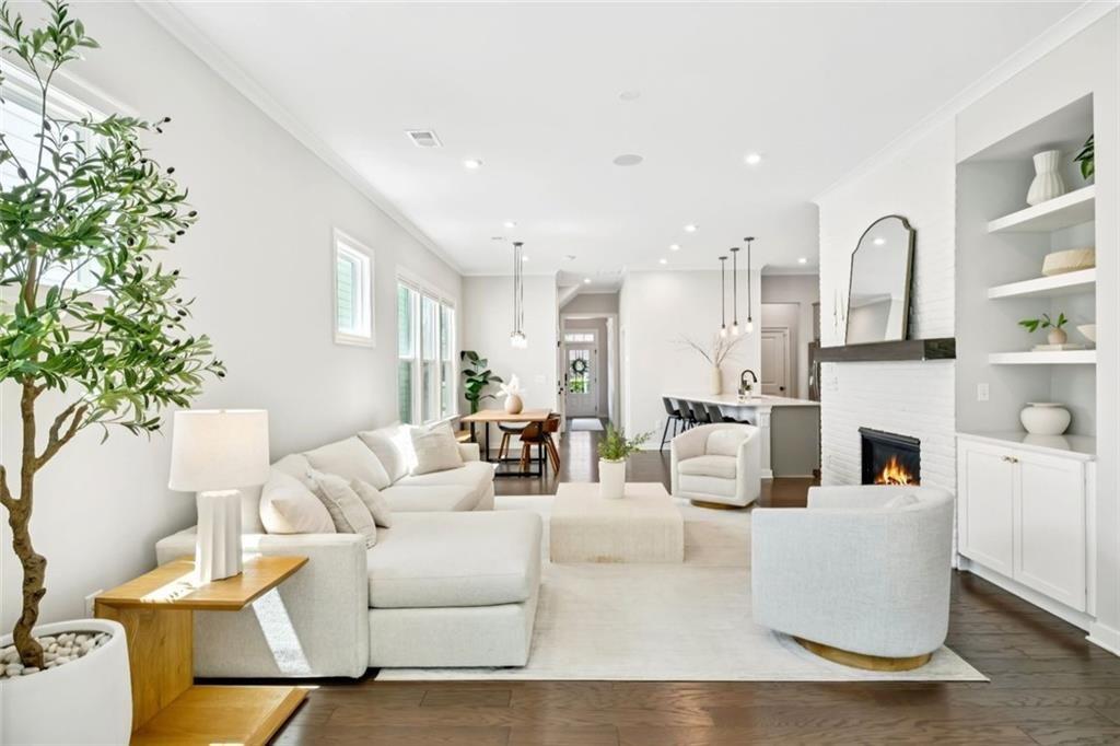 1229 Hampton Park Road