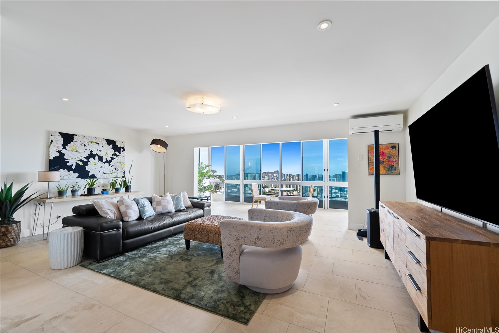 999 Wilder Avenue 1703