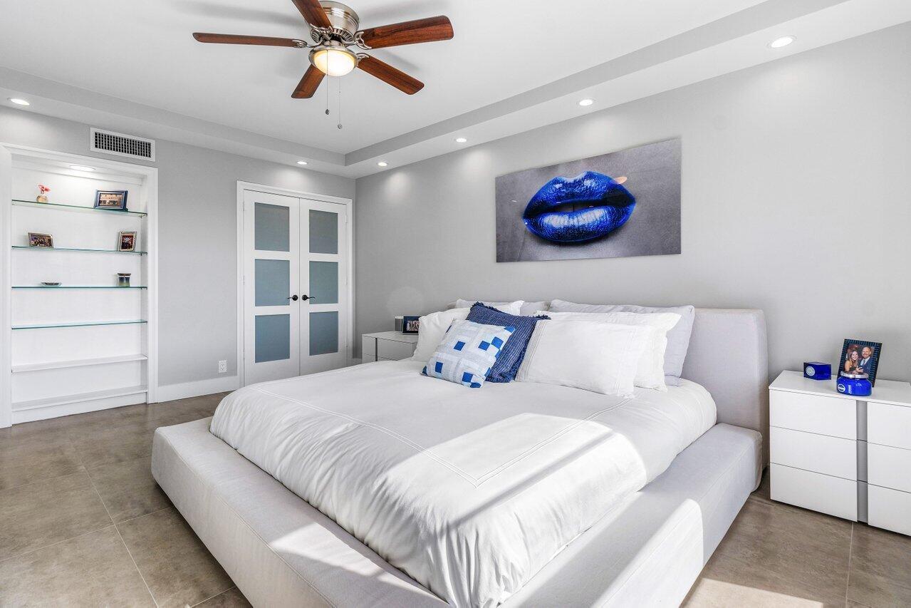 400 Seasage Drive 603