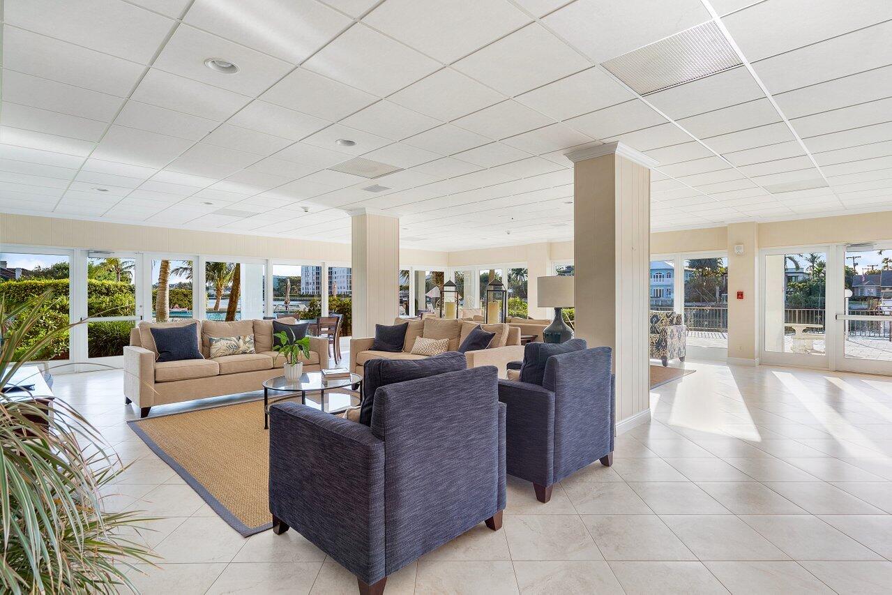 400 Seasage Drive 603