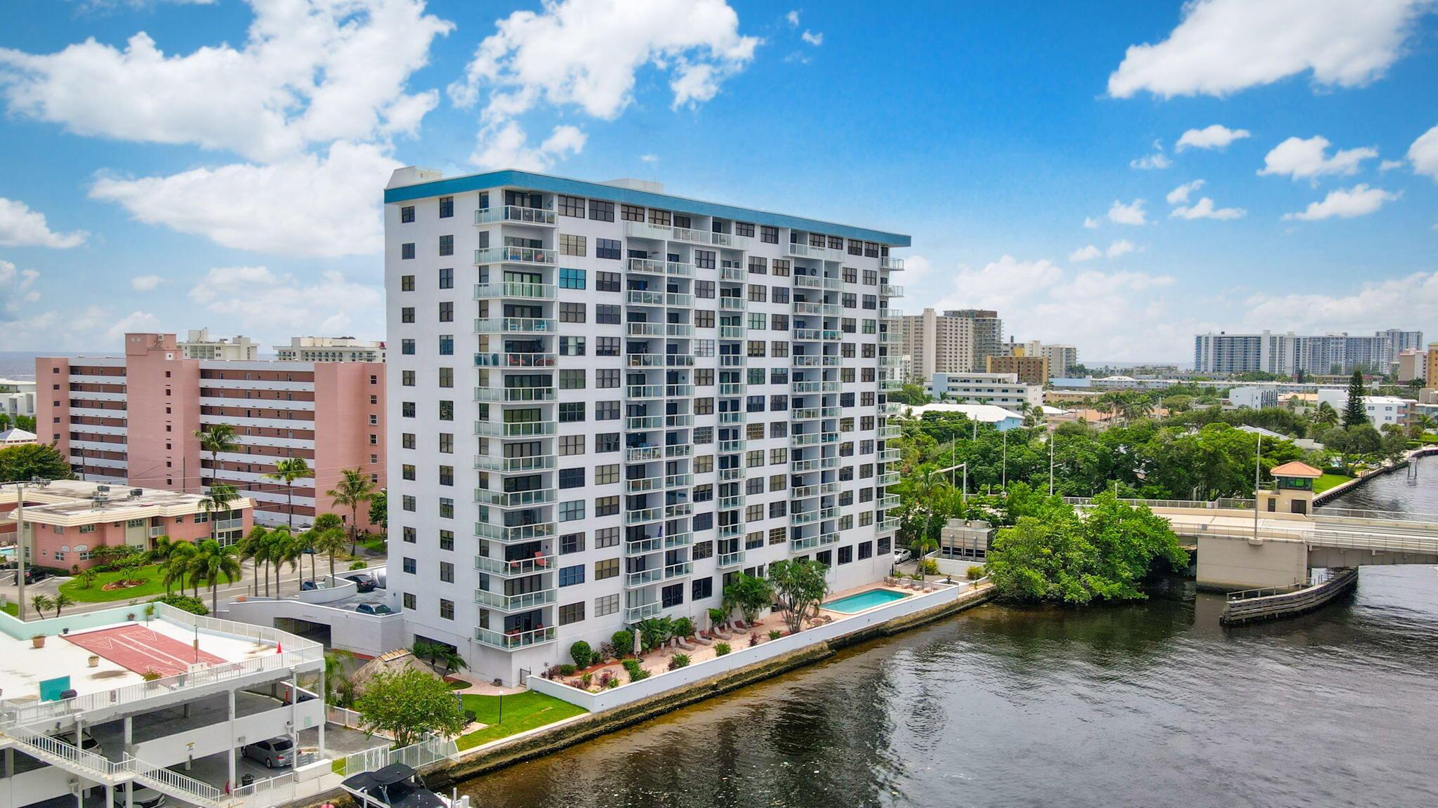 1401 N Riverside Drive 502