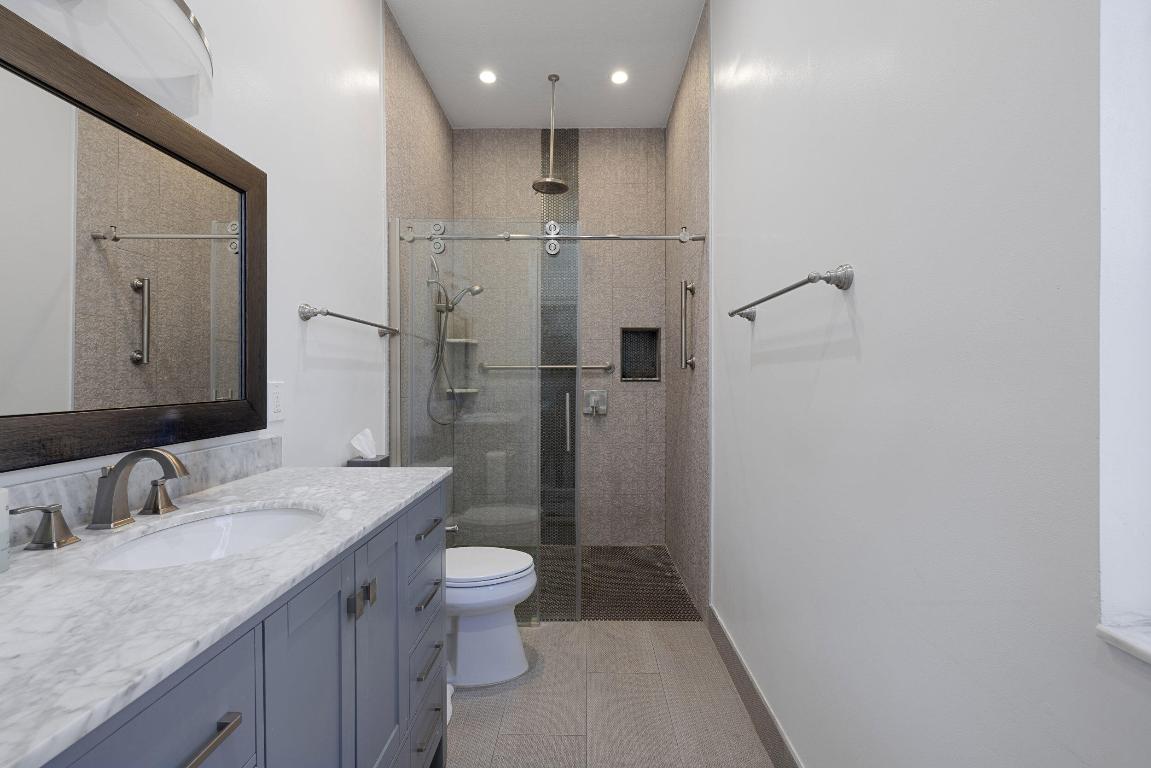 6595 NW 32nd Terrace