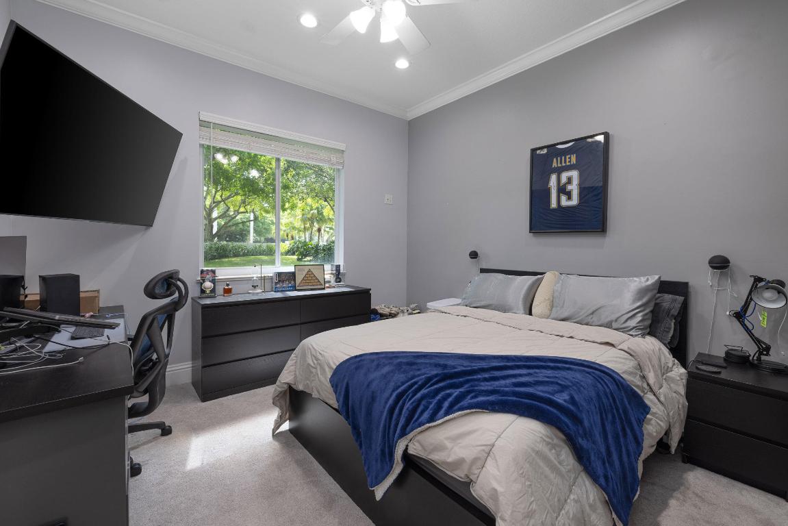 6595 NW 32nd Terrace