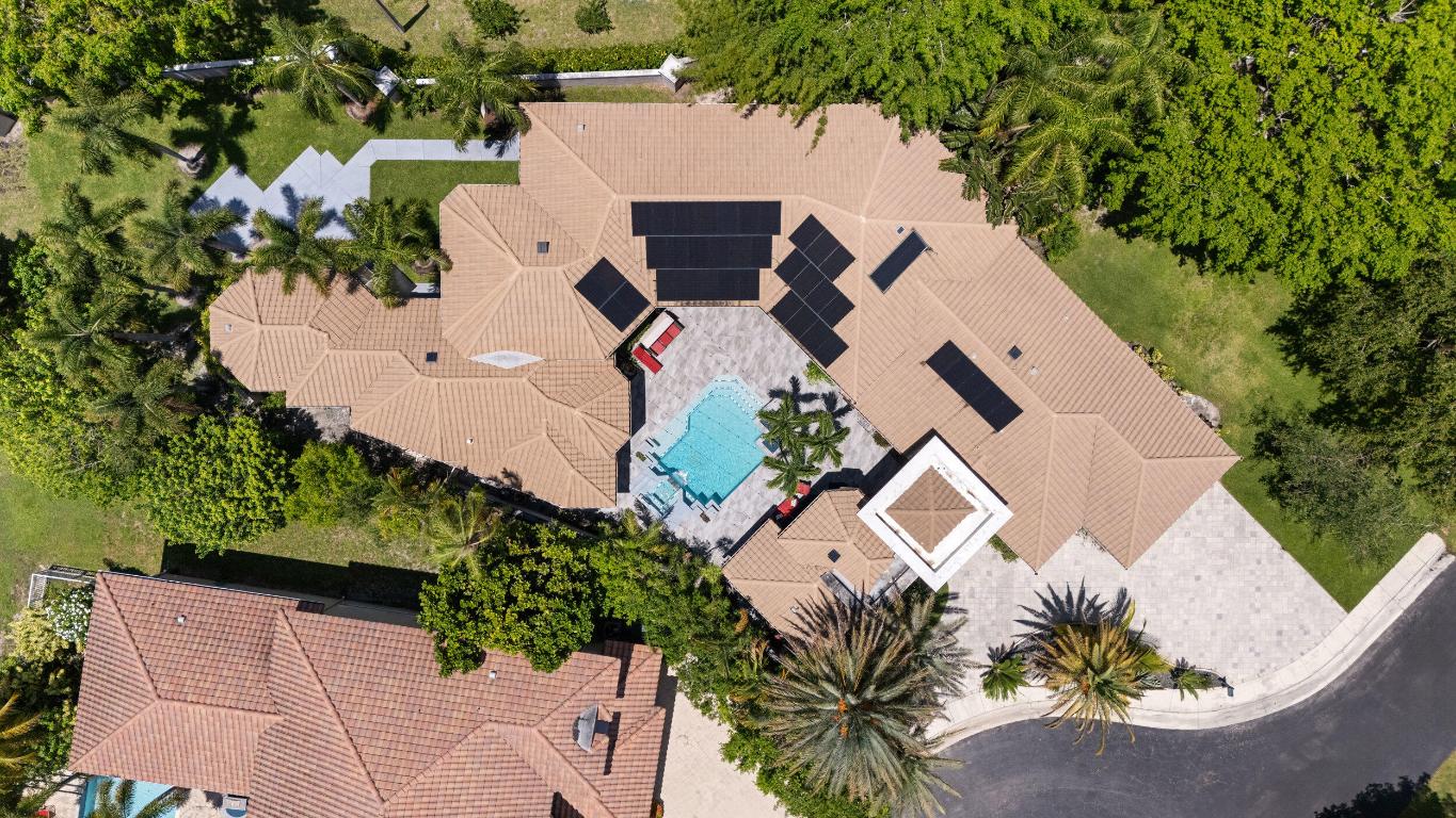 6595 NW 32nd Terrace