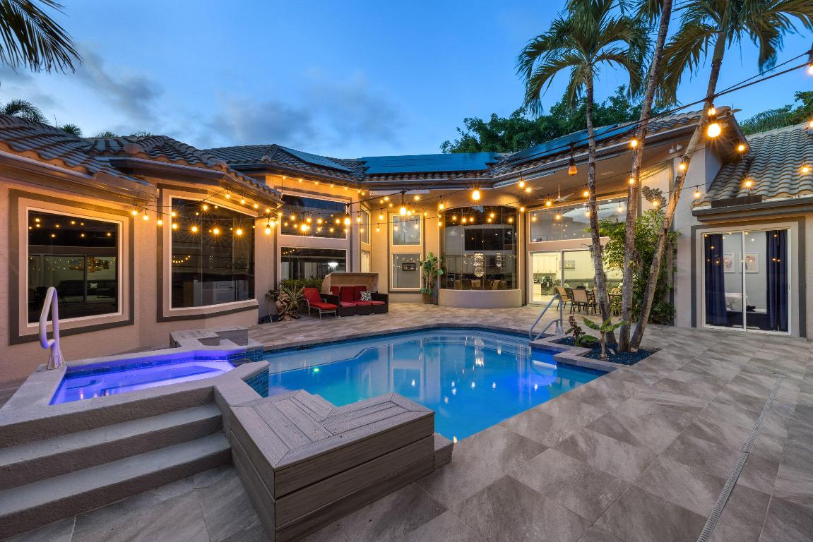 6595 NW 32nd Terrace