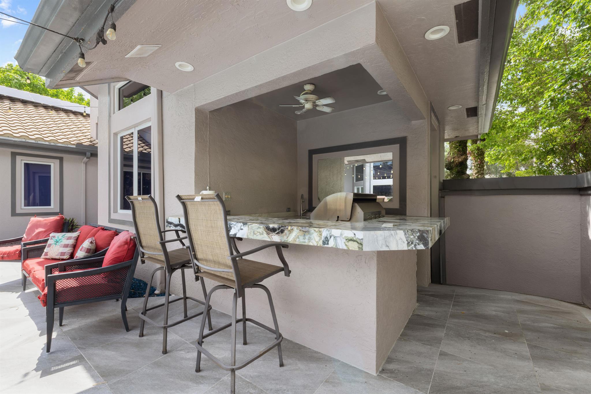 6595 NW 32nd Terrace