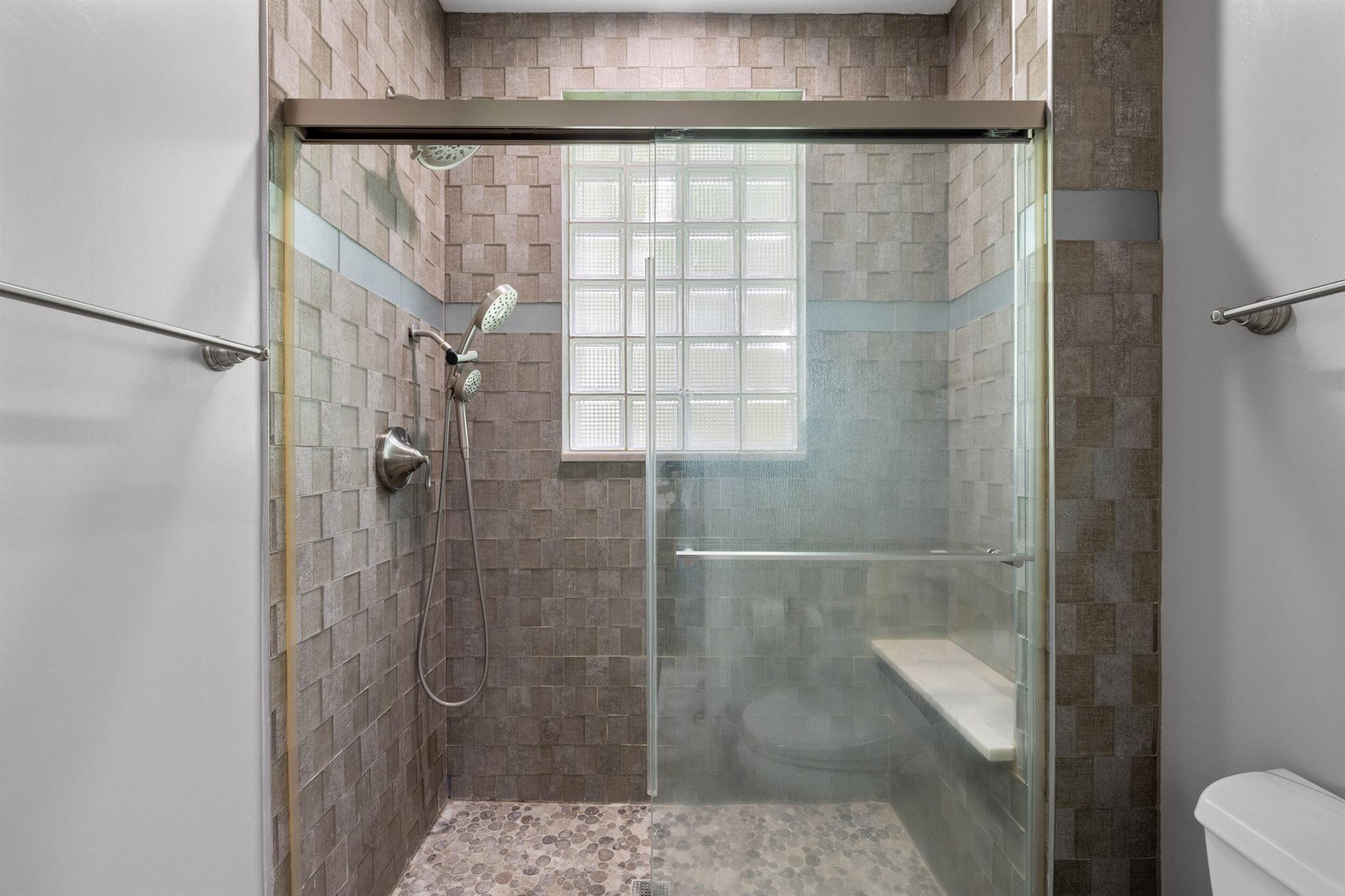 6595 NW 32nd Terrace