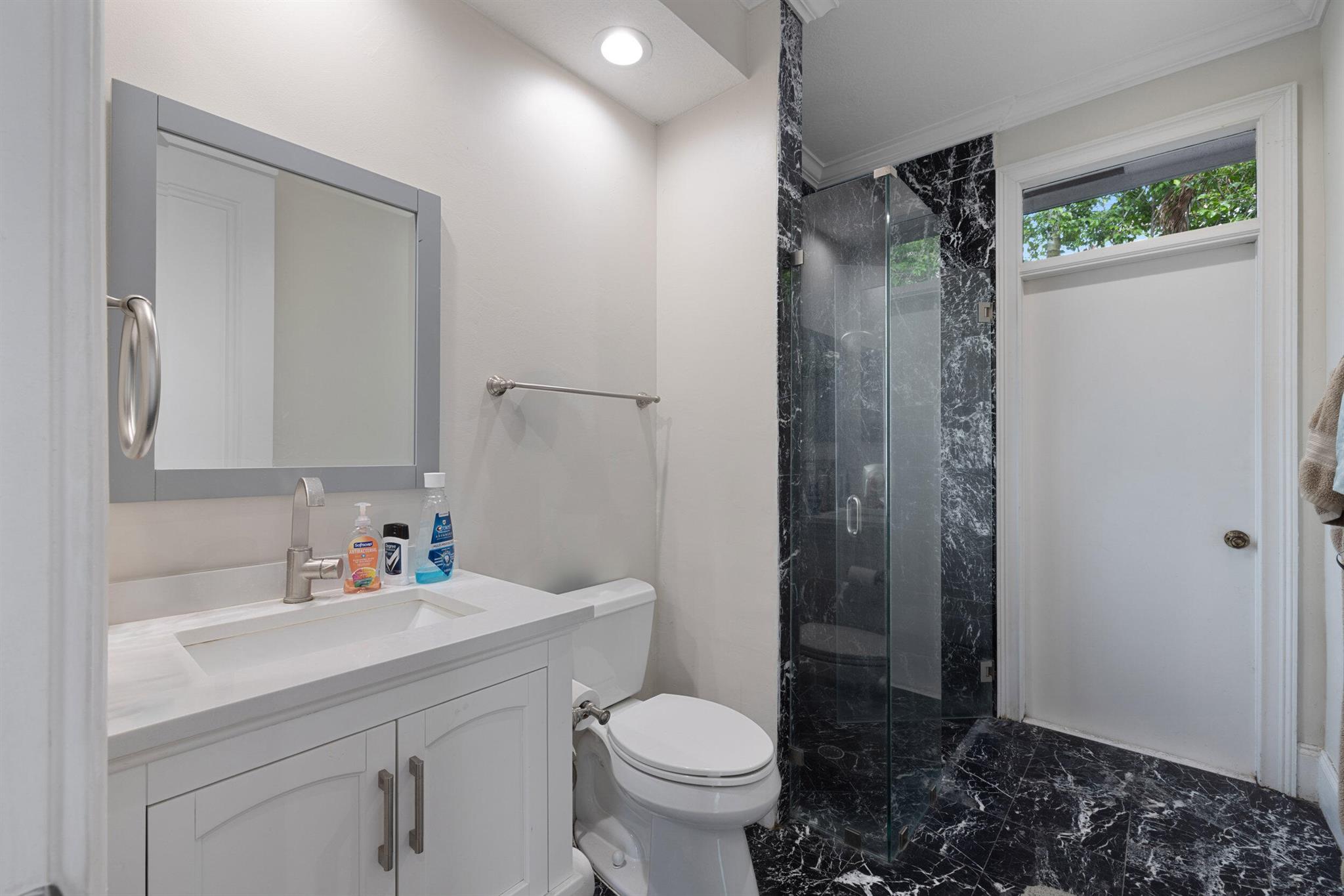 6595 NW 32nd Terrace