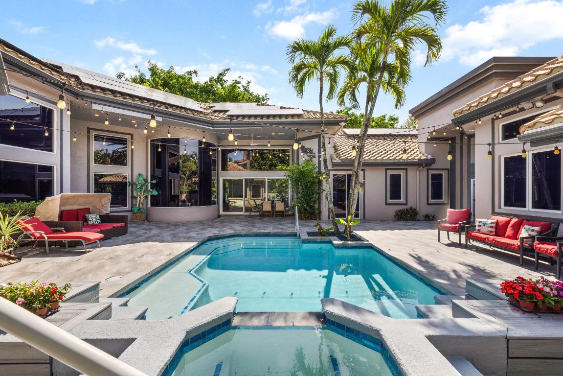 6595 NW 32nd Terrace