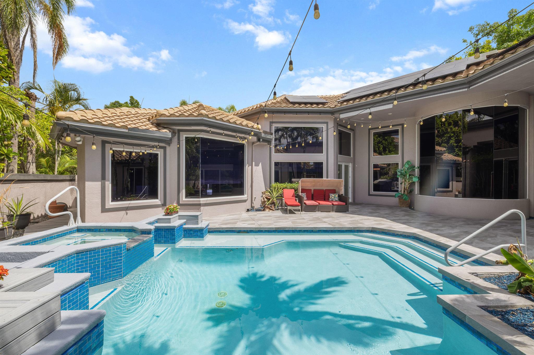 6595 NW 32nd Terrace