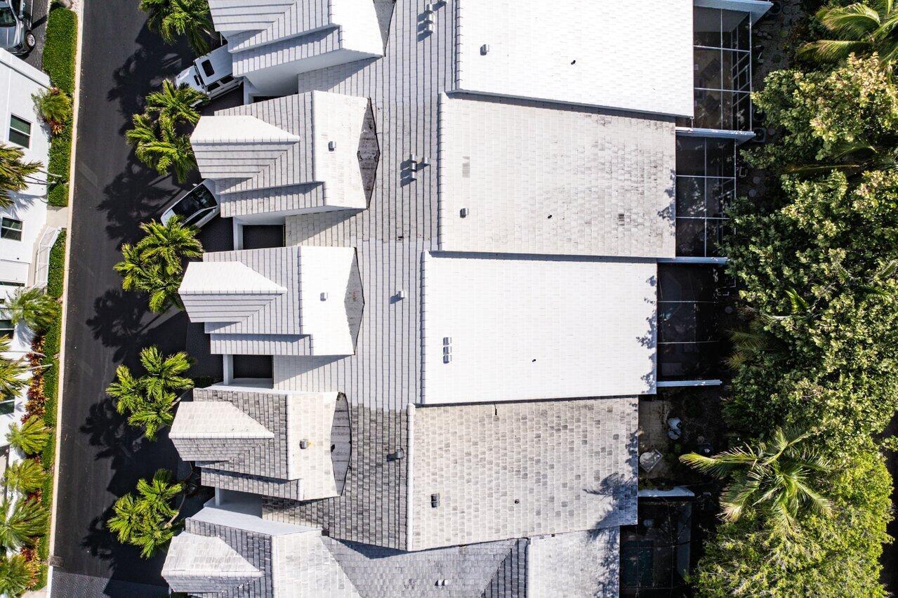 2115 S Ocean Boulevard 3