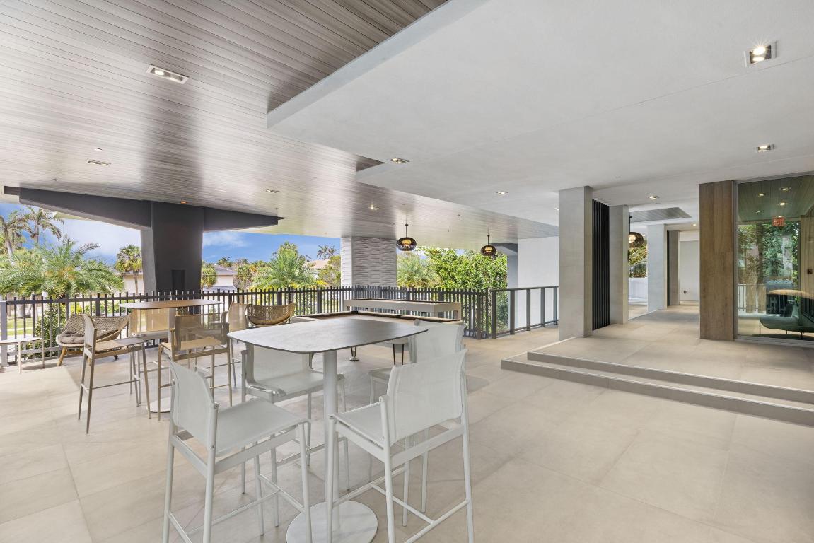 1625 S Ocean Boulevard 11