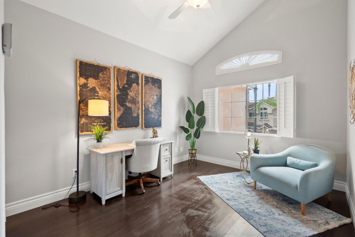 2182 Vizcaya Circle