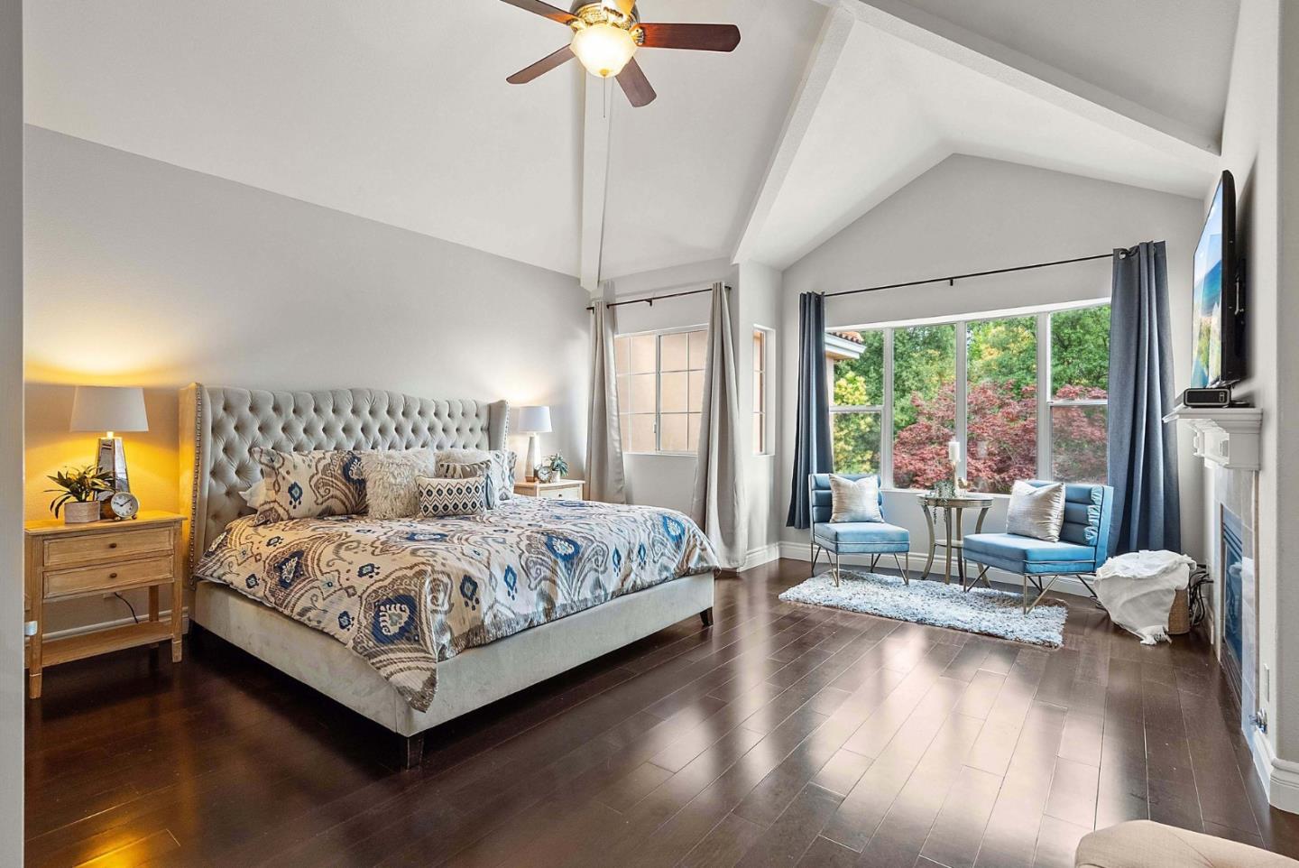 2182 Vizcaya Circle
