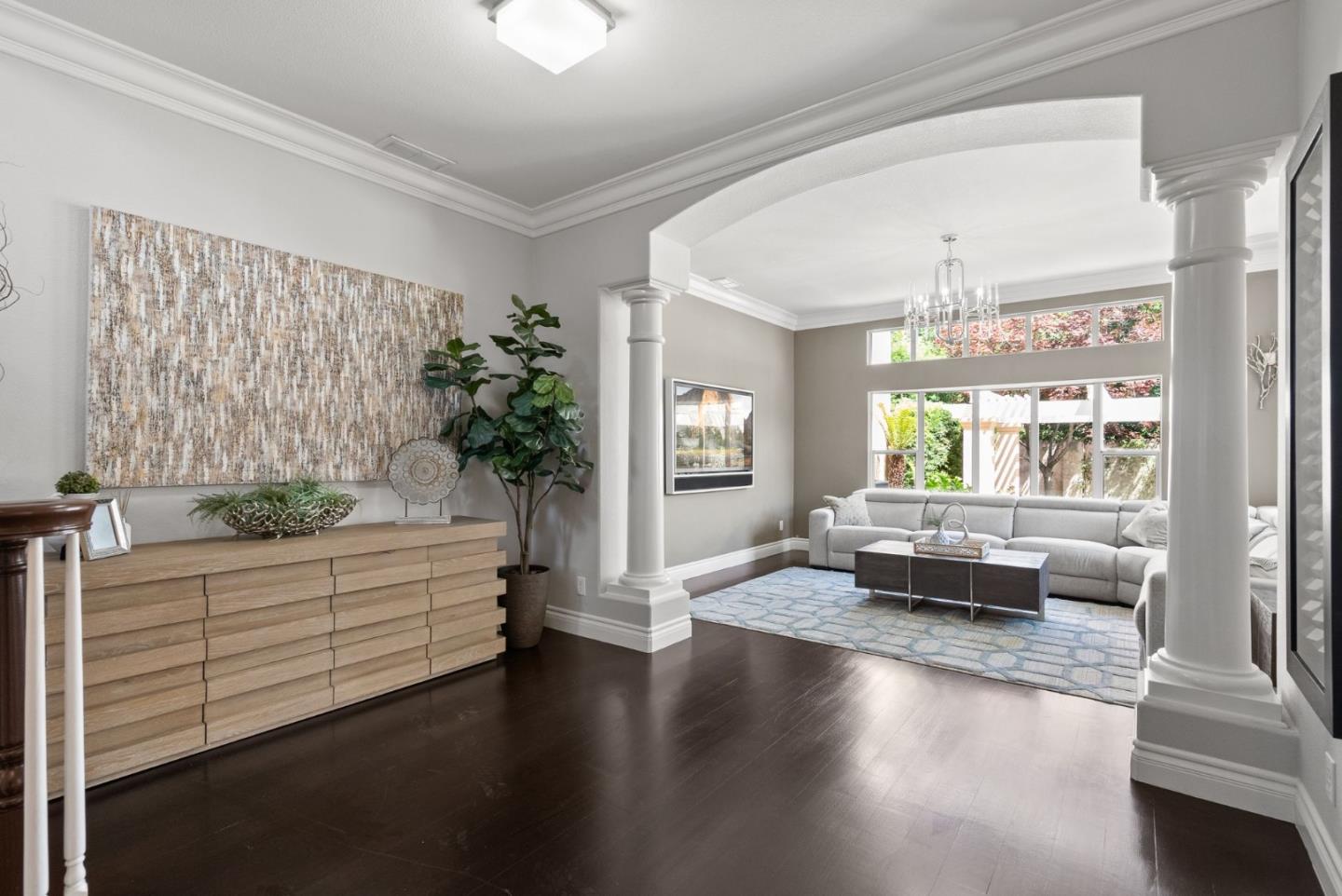 2182 Vizcaya Circle