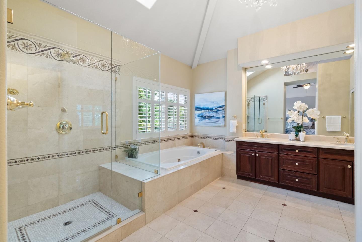 2182 Vizcaya Circle