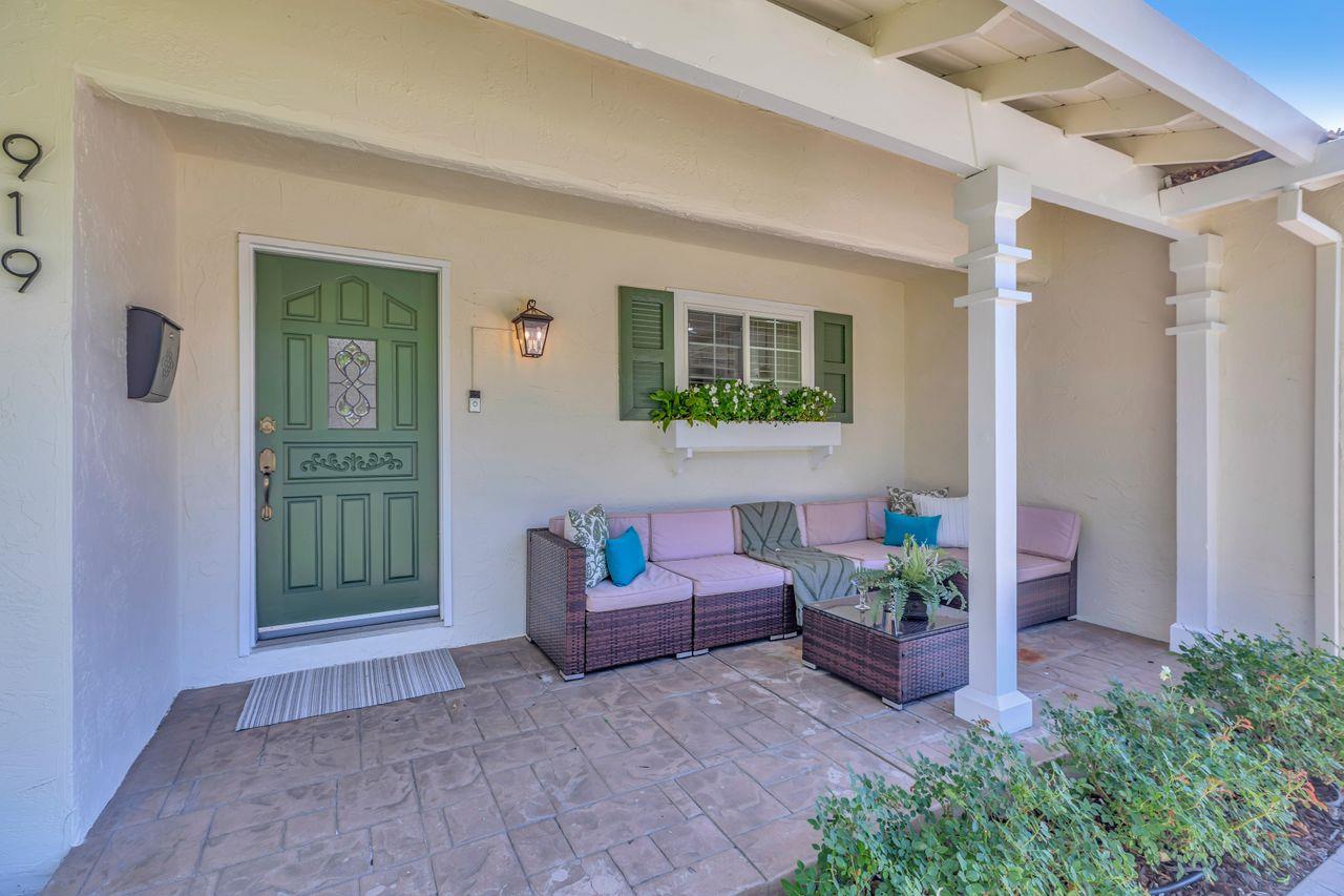 919 Maclay DR
