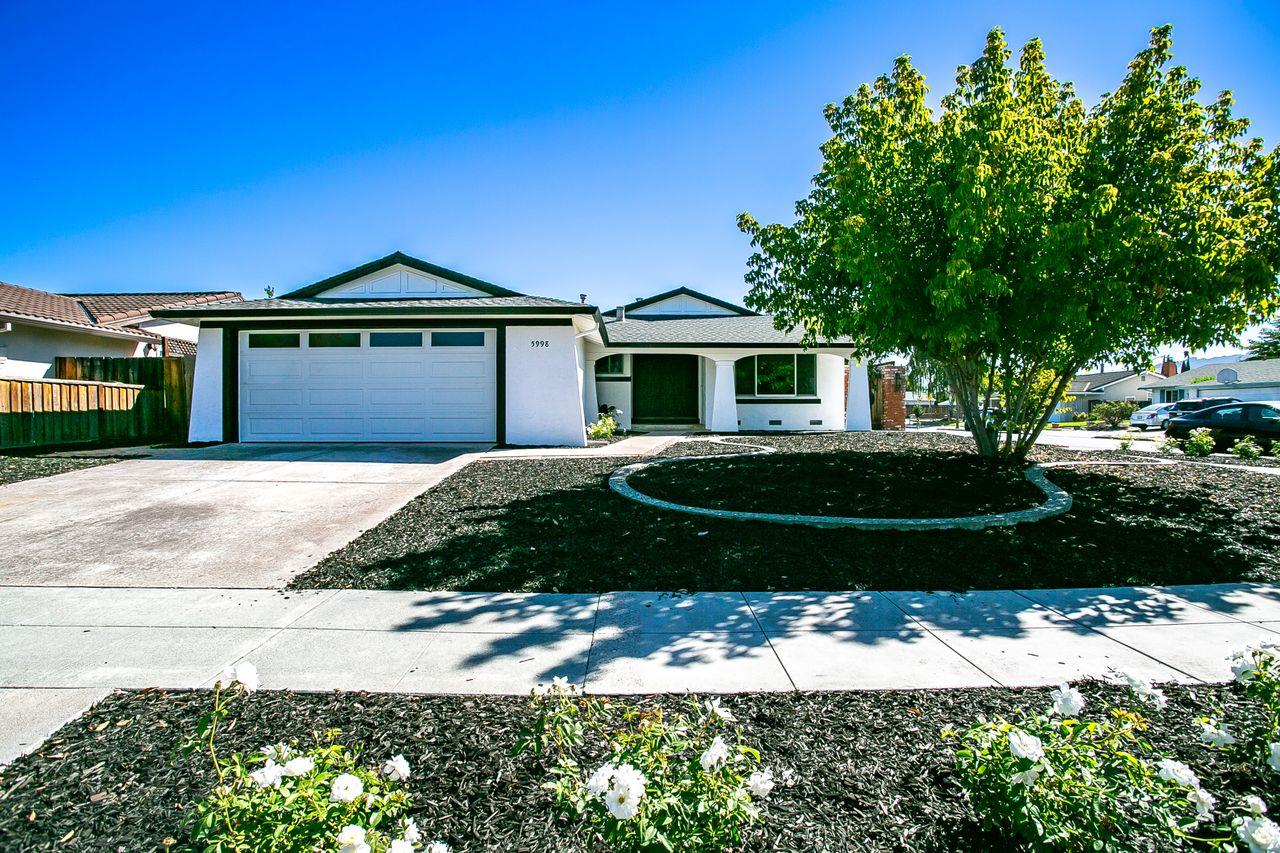 5998 Mohawk DR
