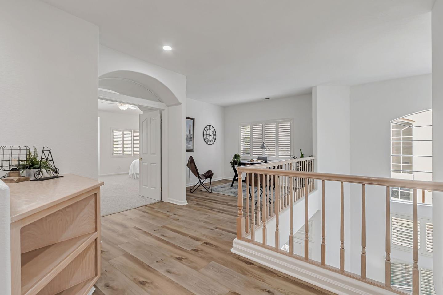 2122 Vizcaya Way