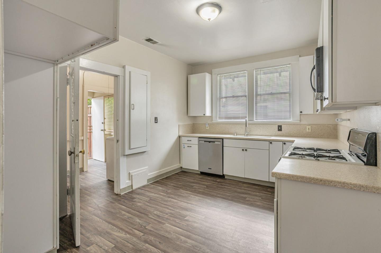 84 South 5th Street