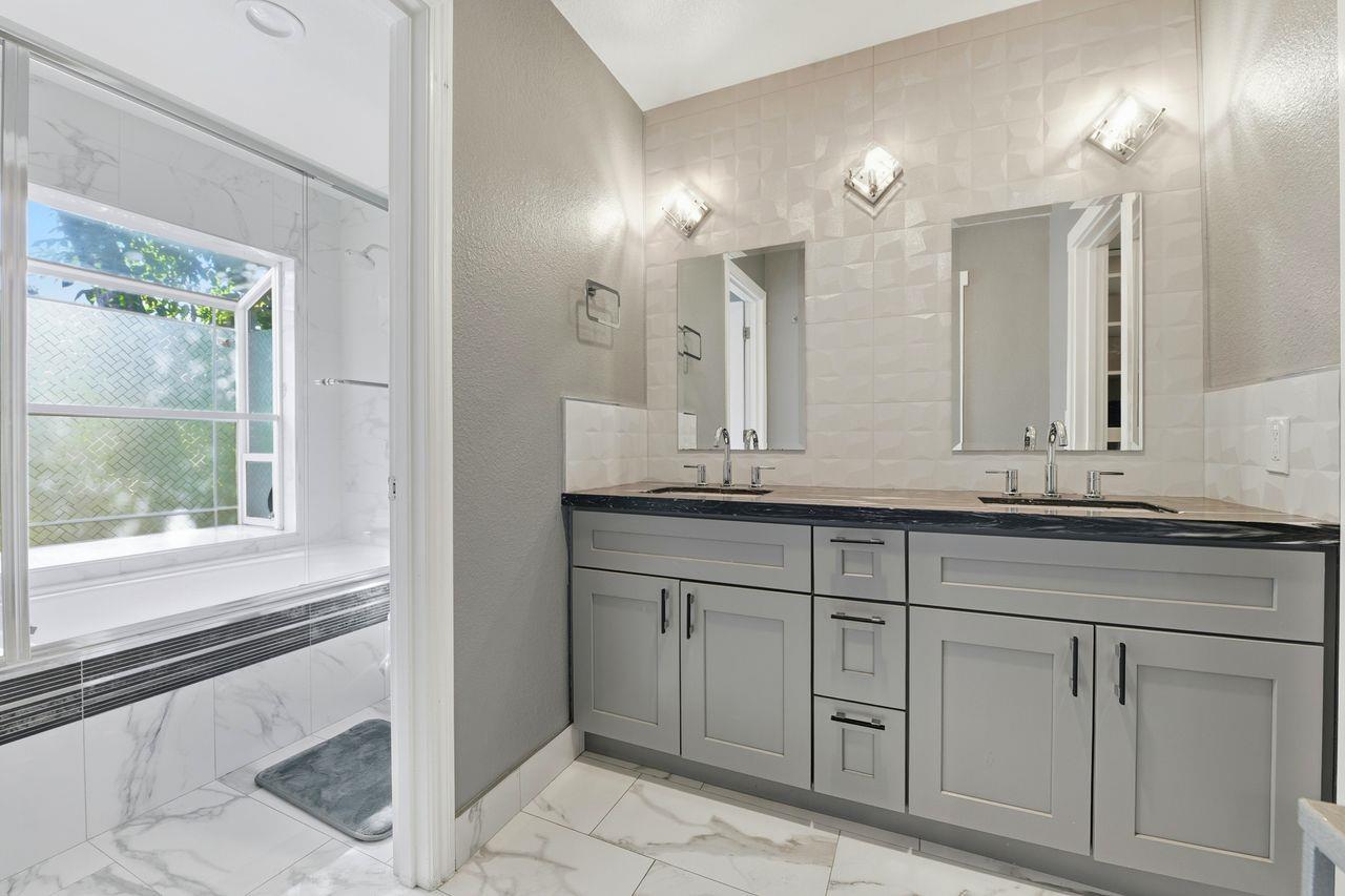 4802 Rio Vista Avenue