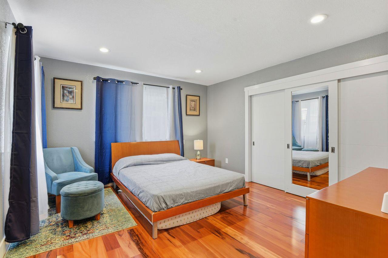 4802 Rio Vista Avenue