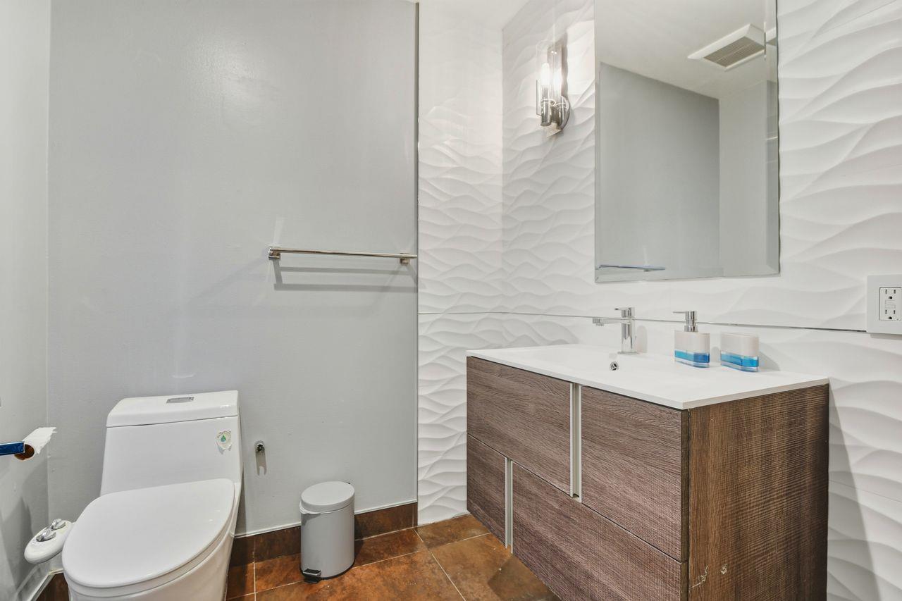 4802 Rio Vista Avenue