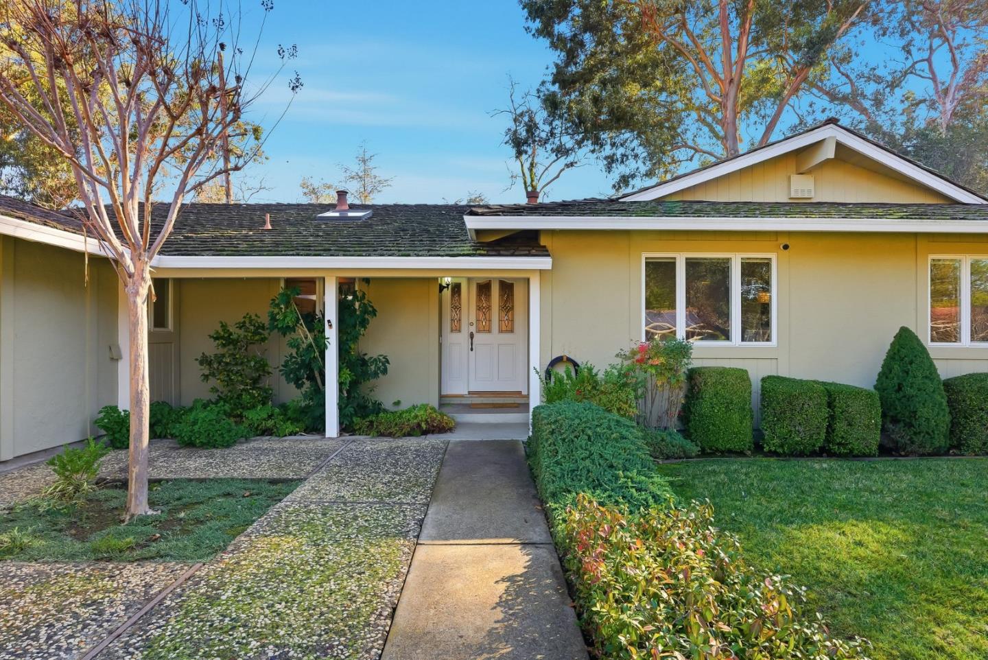 13312 Via Madronas Drive