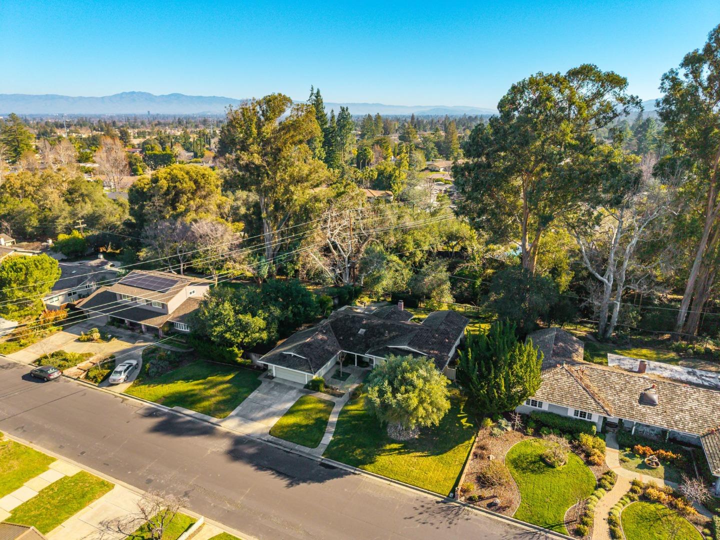 13312 Via Madronas Drive
