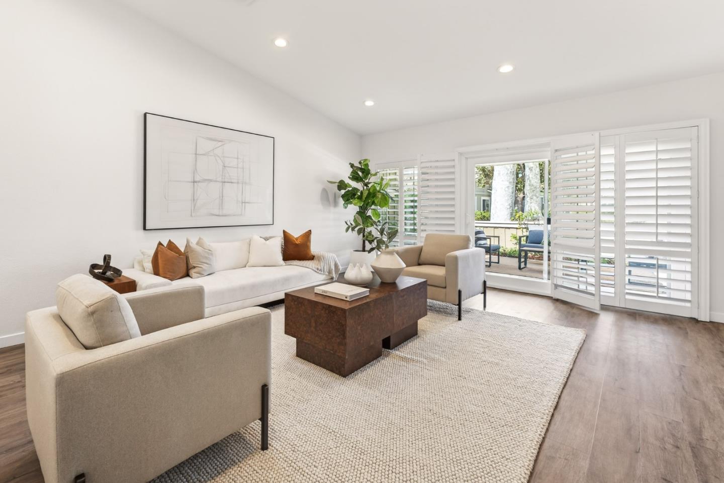 1113 Silver Oak Court