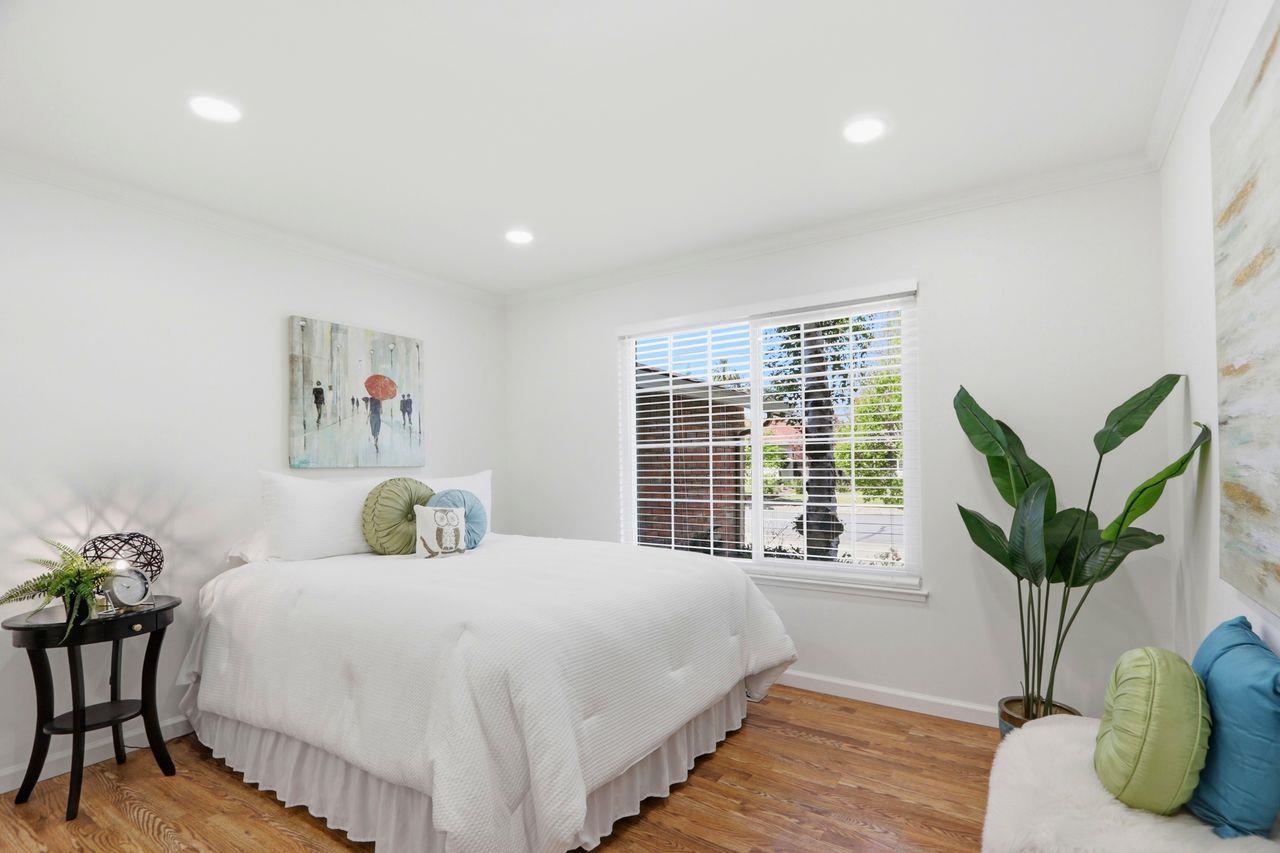 1006 Shadow Brook Drive