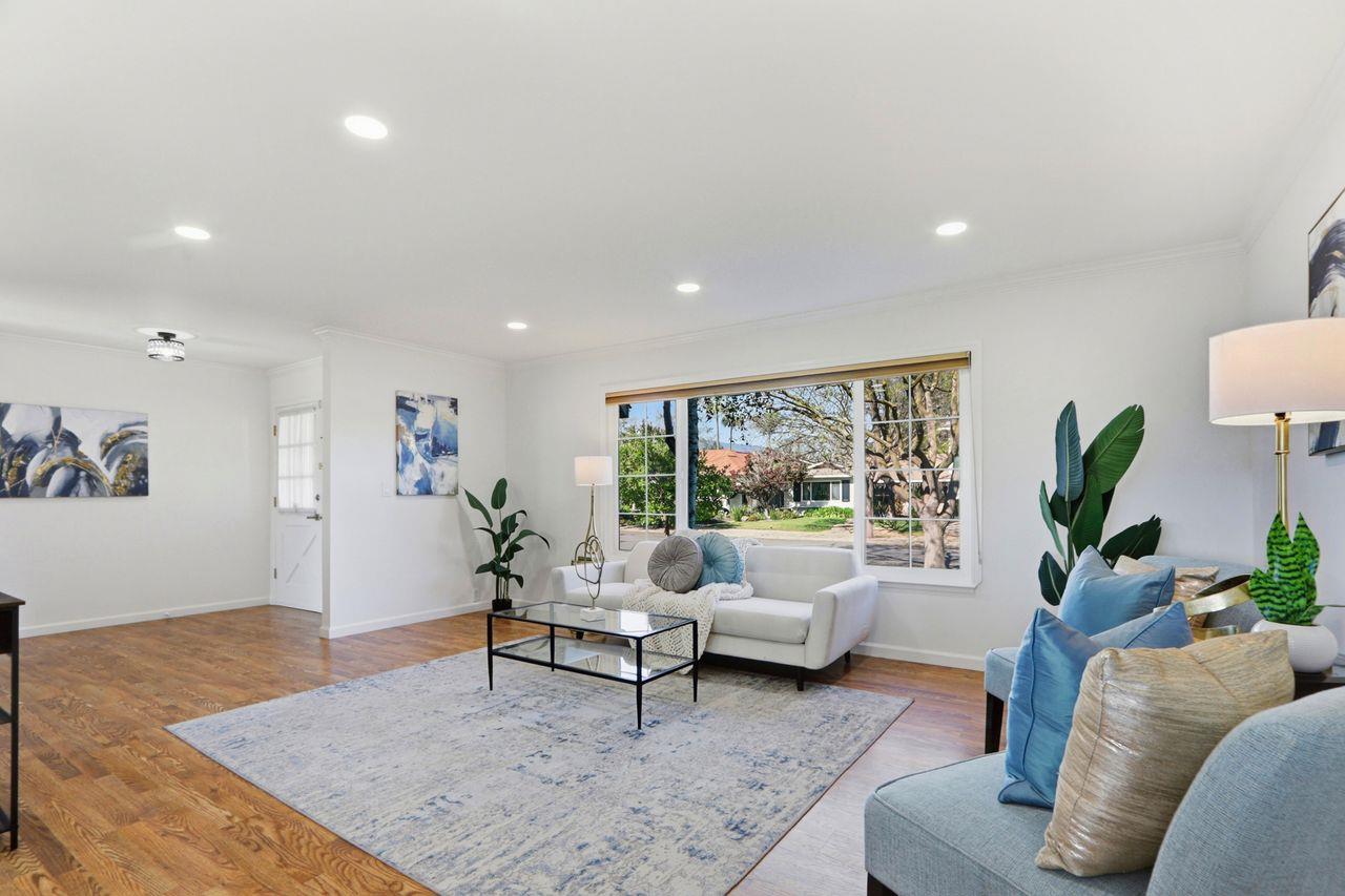 1006 Shadow Brook Drive