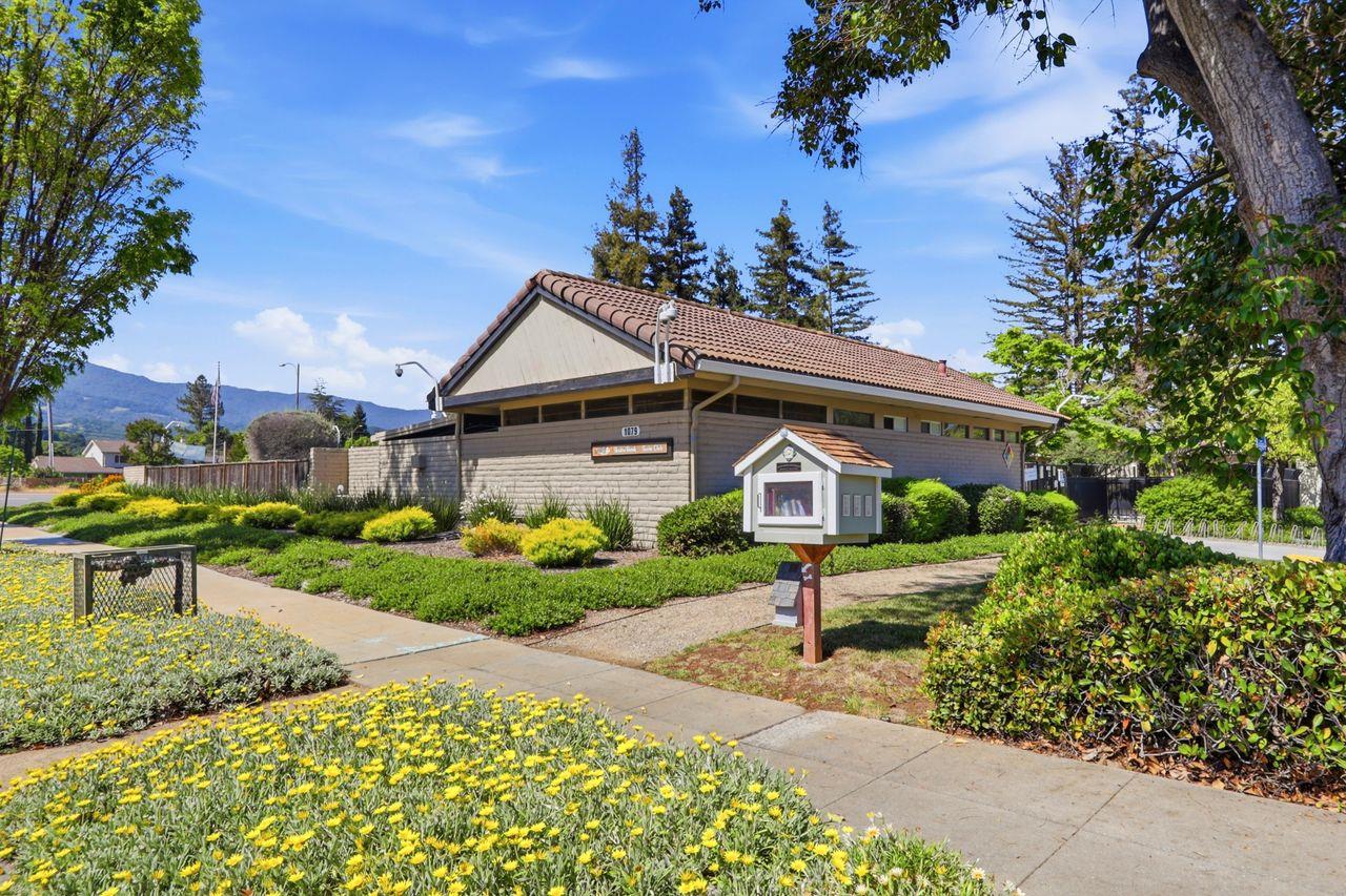 1006 Shadow Brook Drive