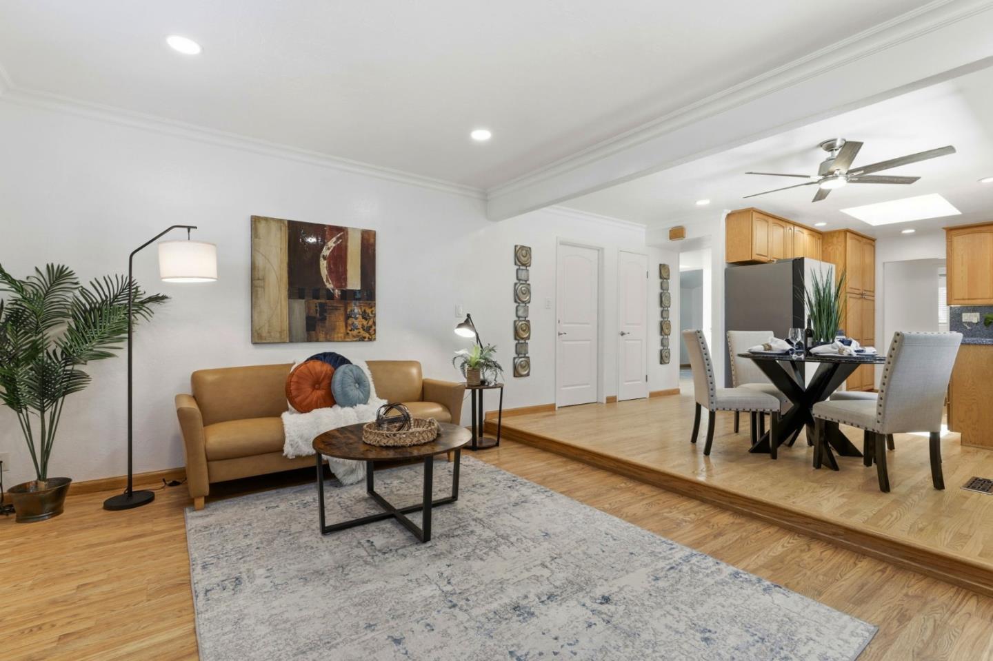 5897 Erskine CT