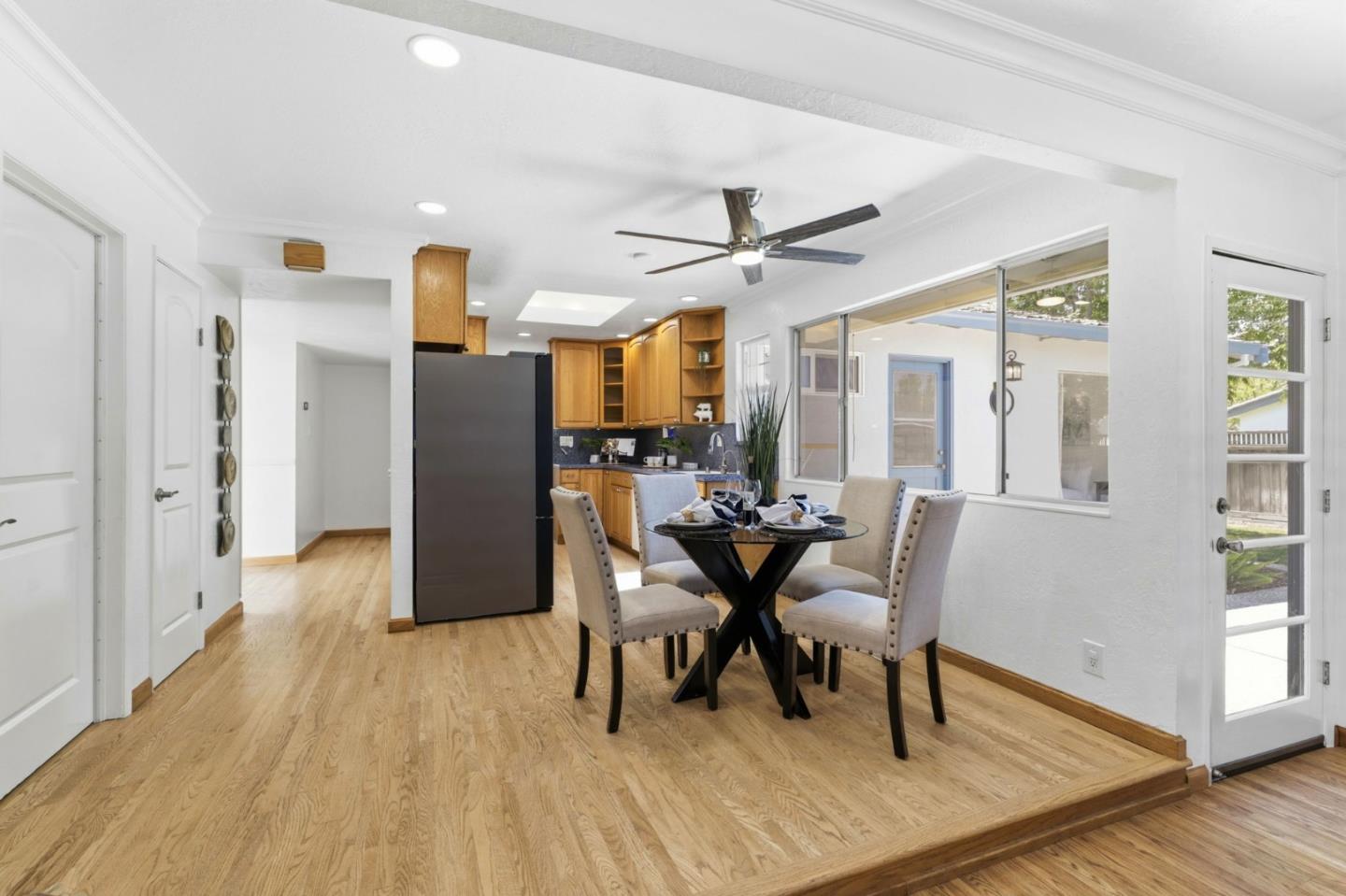 5897 Erskine CT