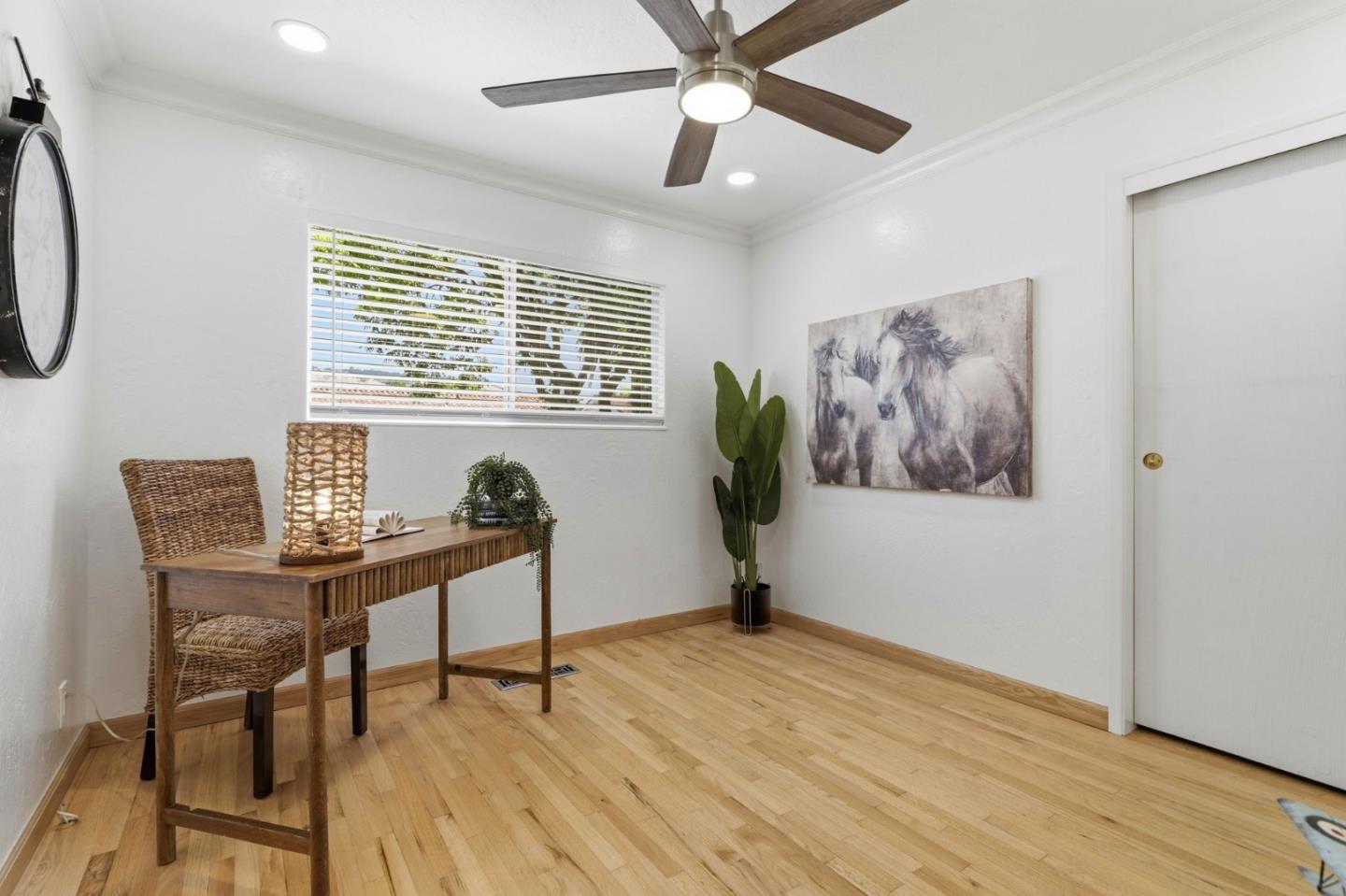 5897 Erskine CT