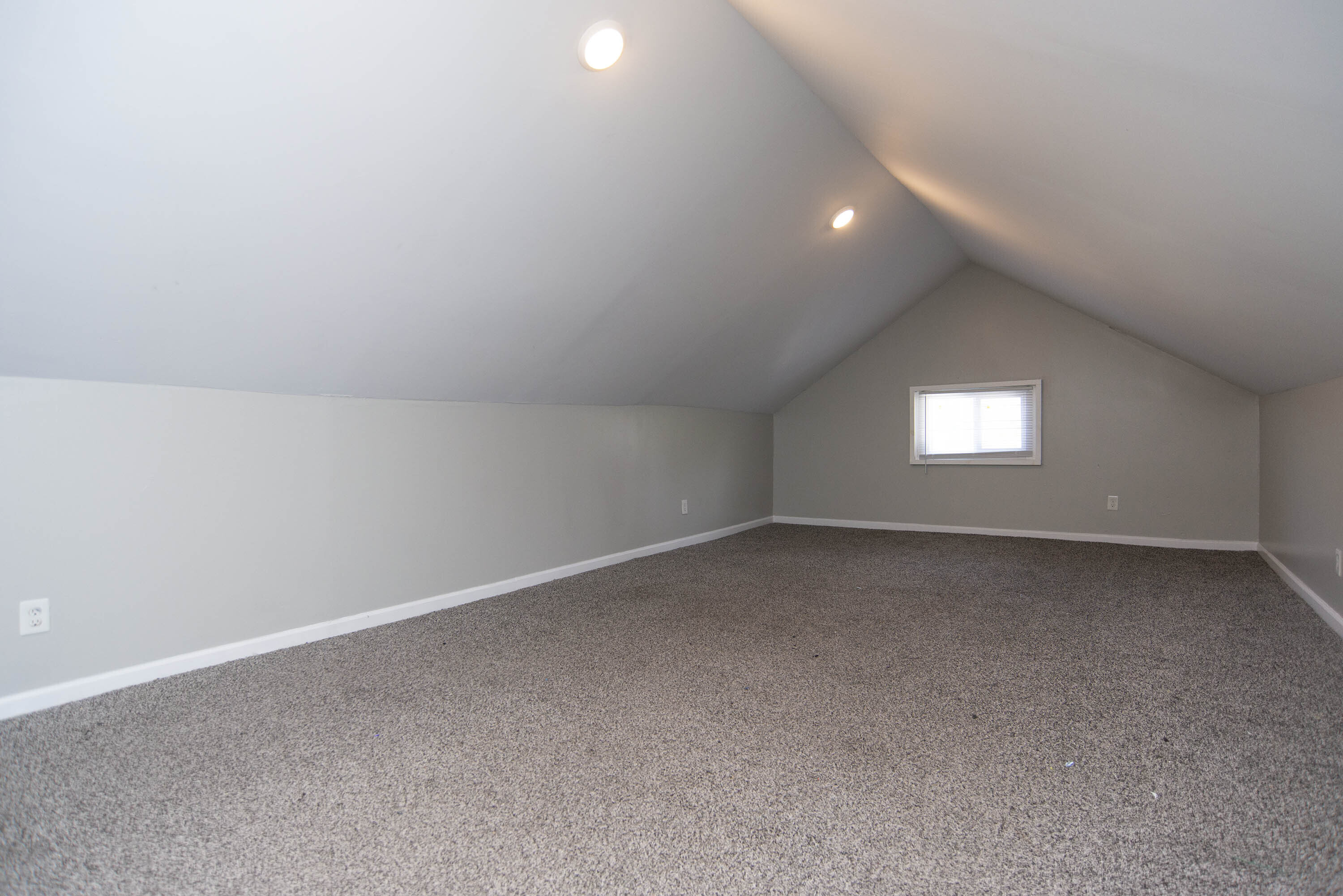 1265 W 34th Street