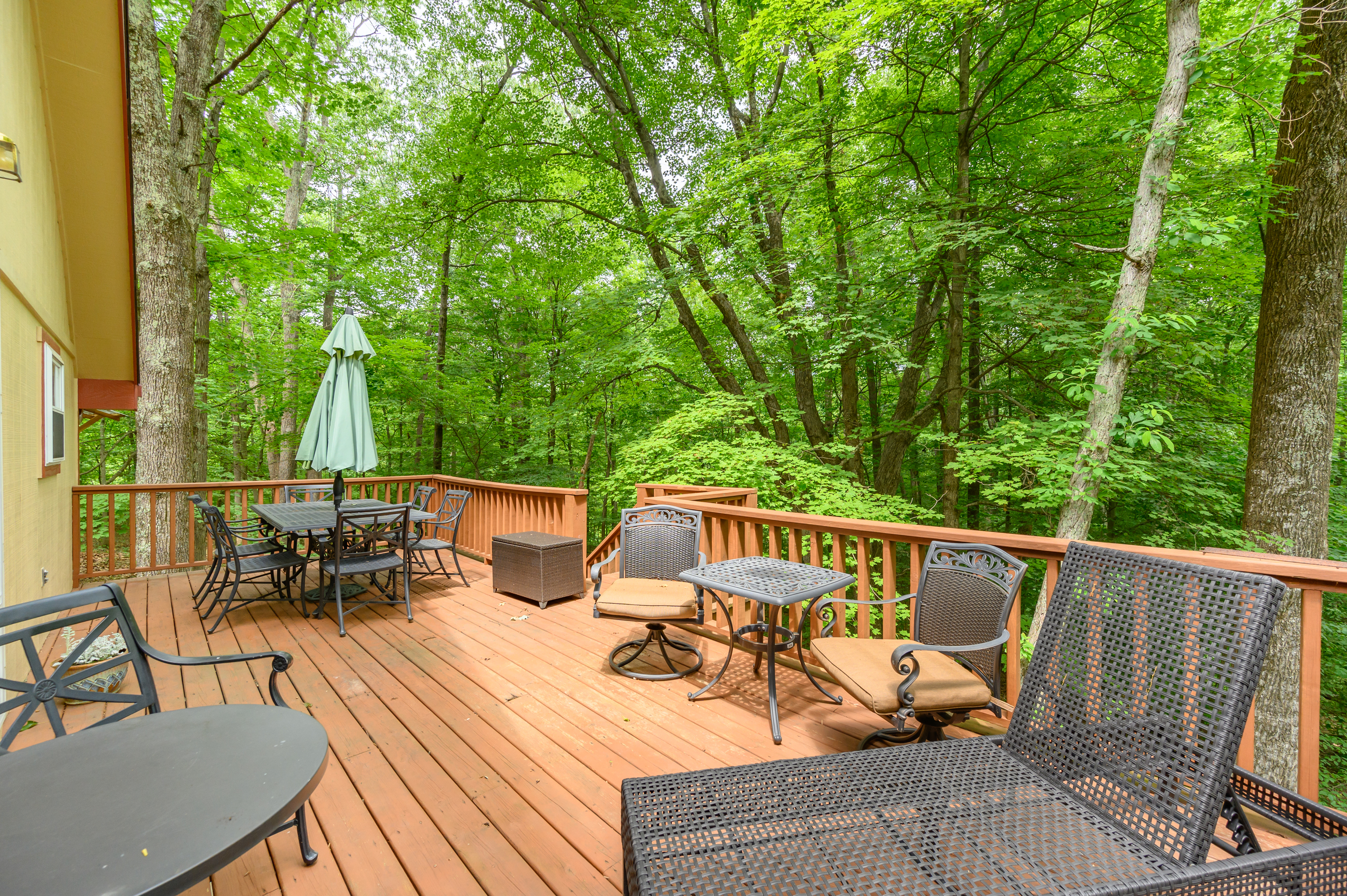 4000 Clay Lick Road