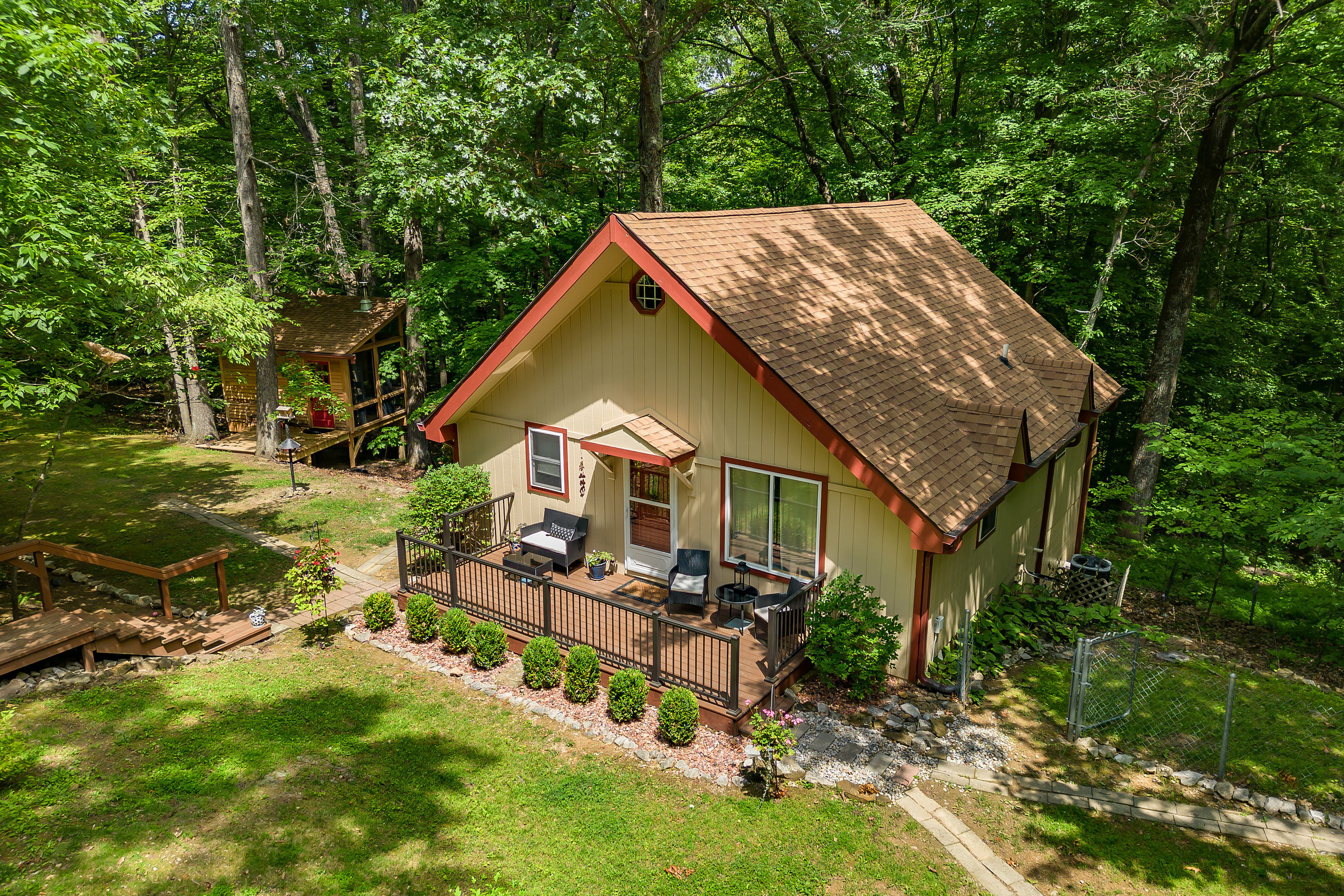 4000 Clay Lick Road