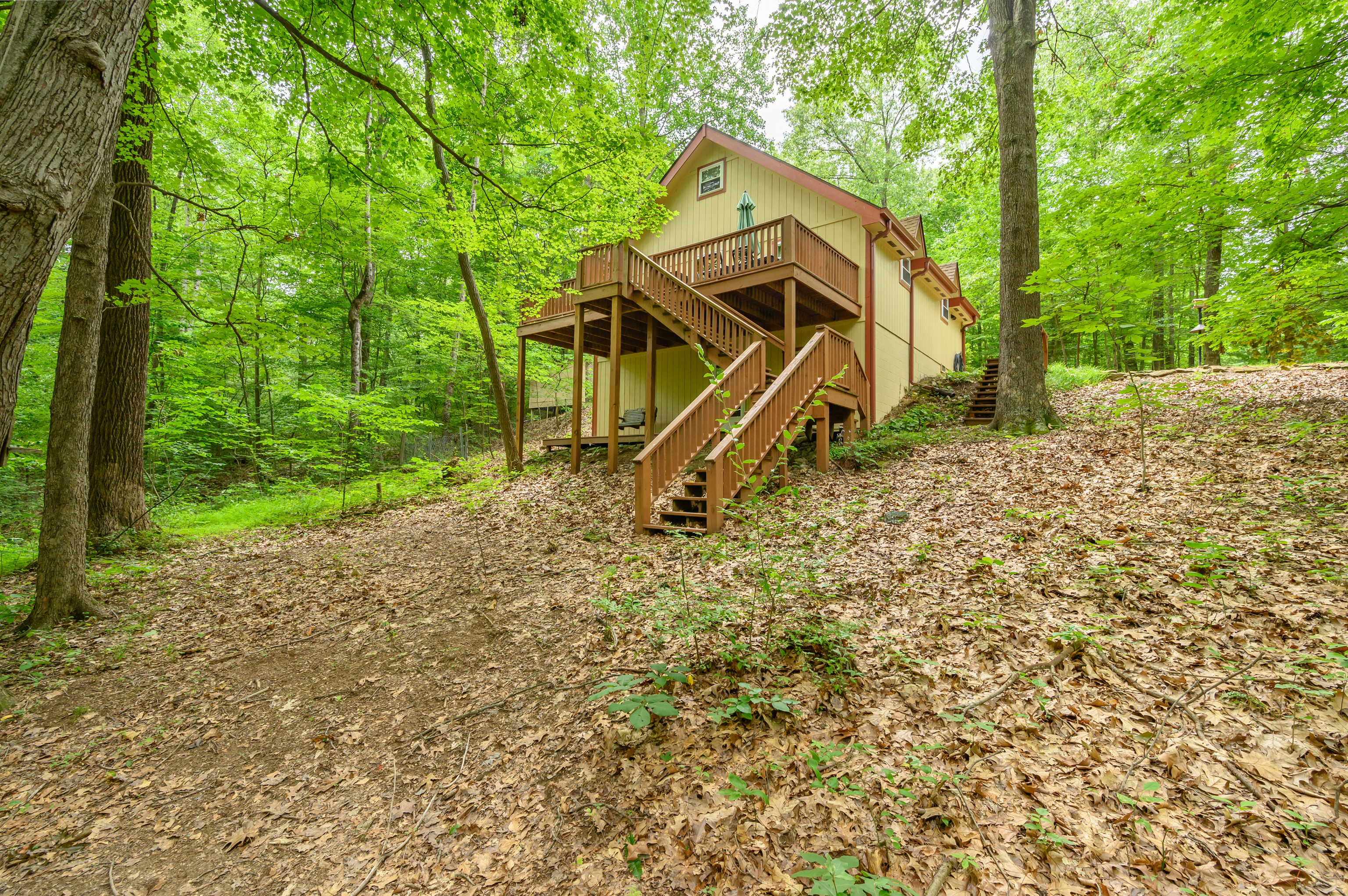 4000 Clay Lick Road
