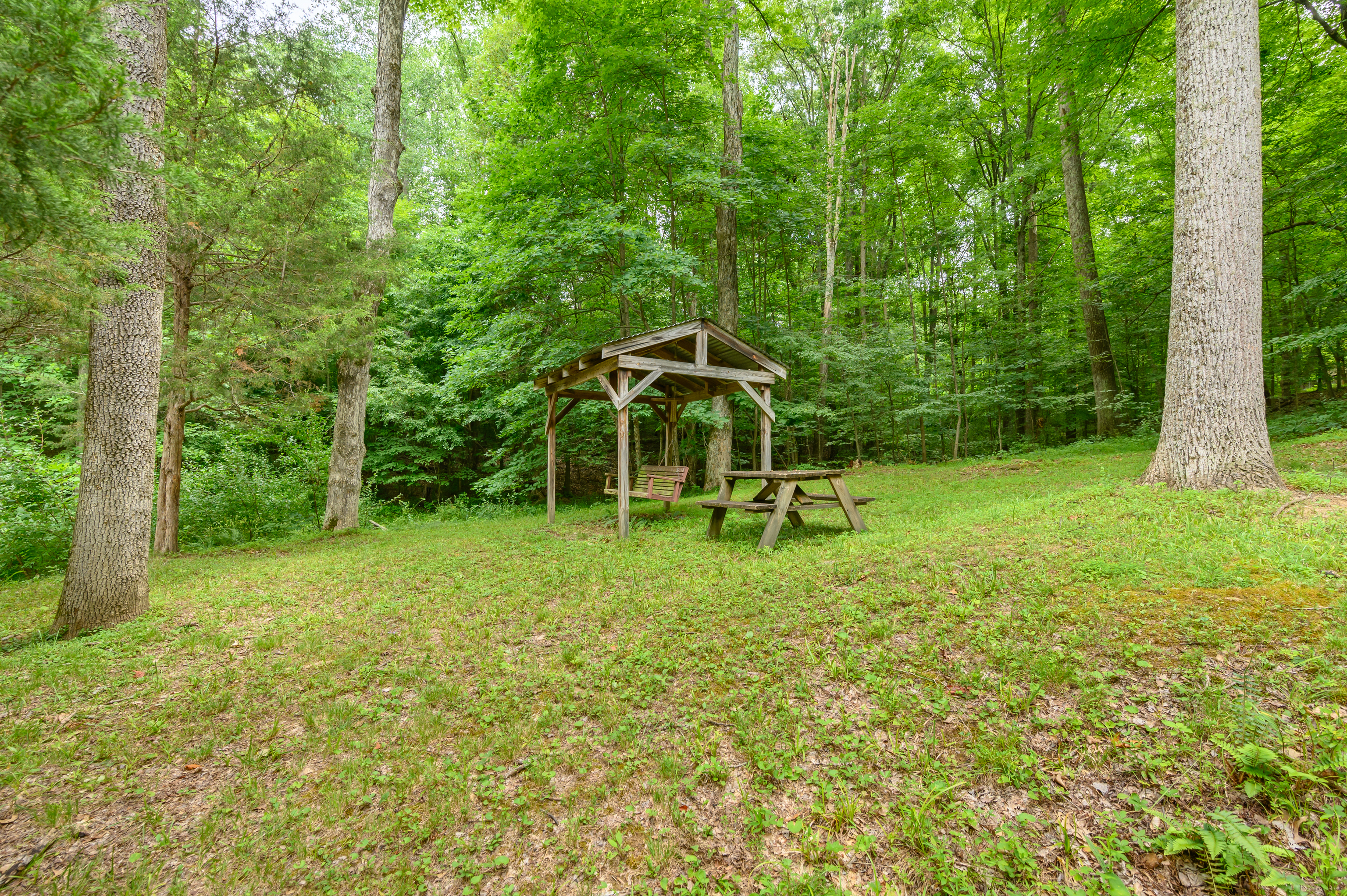 4000 Clay Lick Road