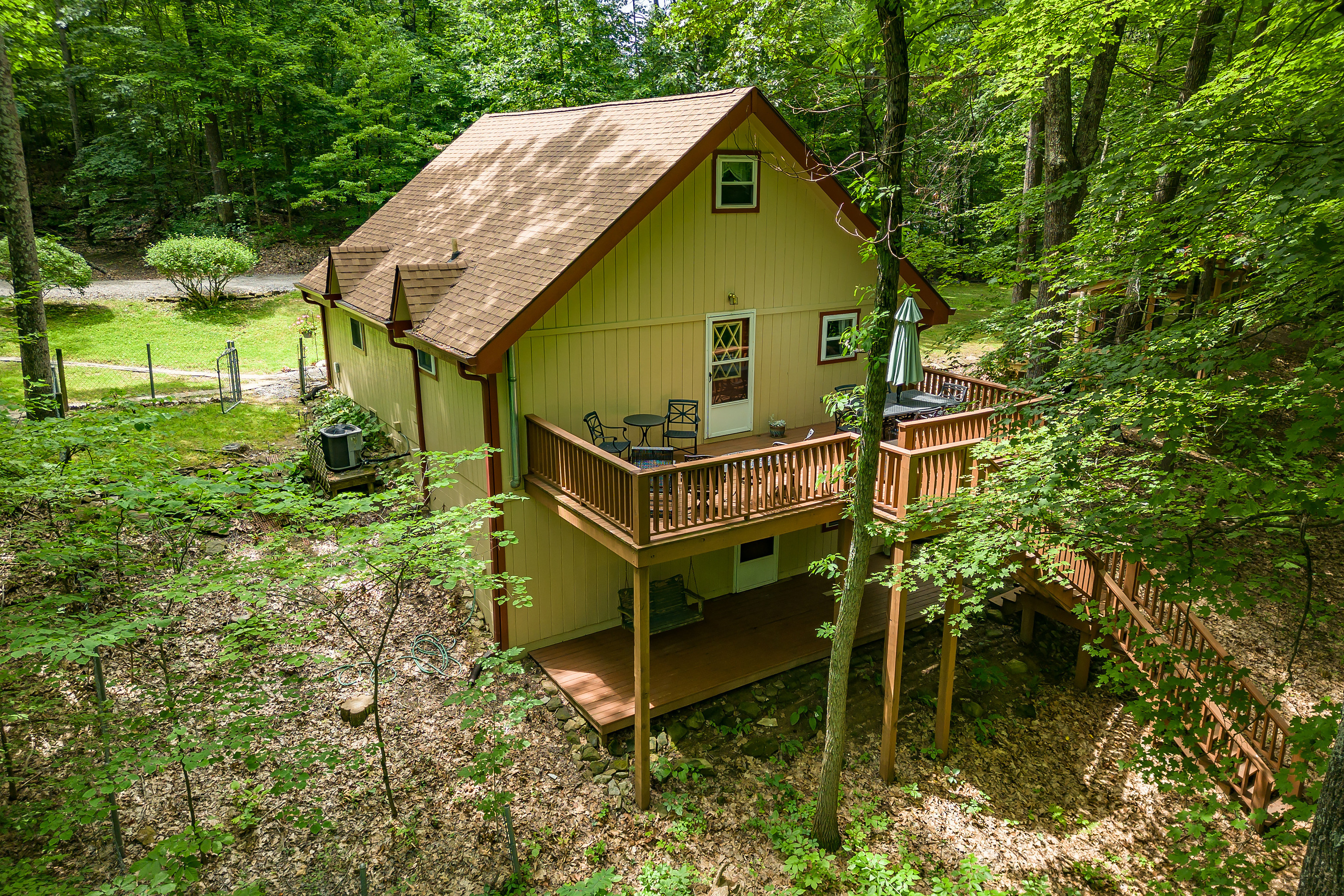 4000 Clay Lick Road