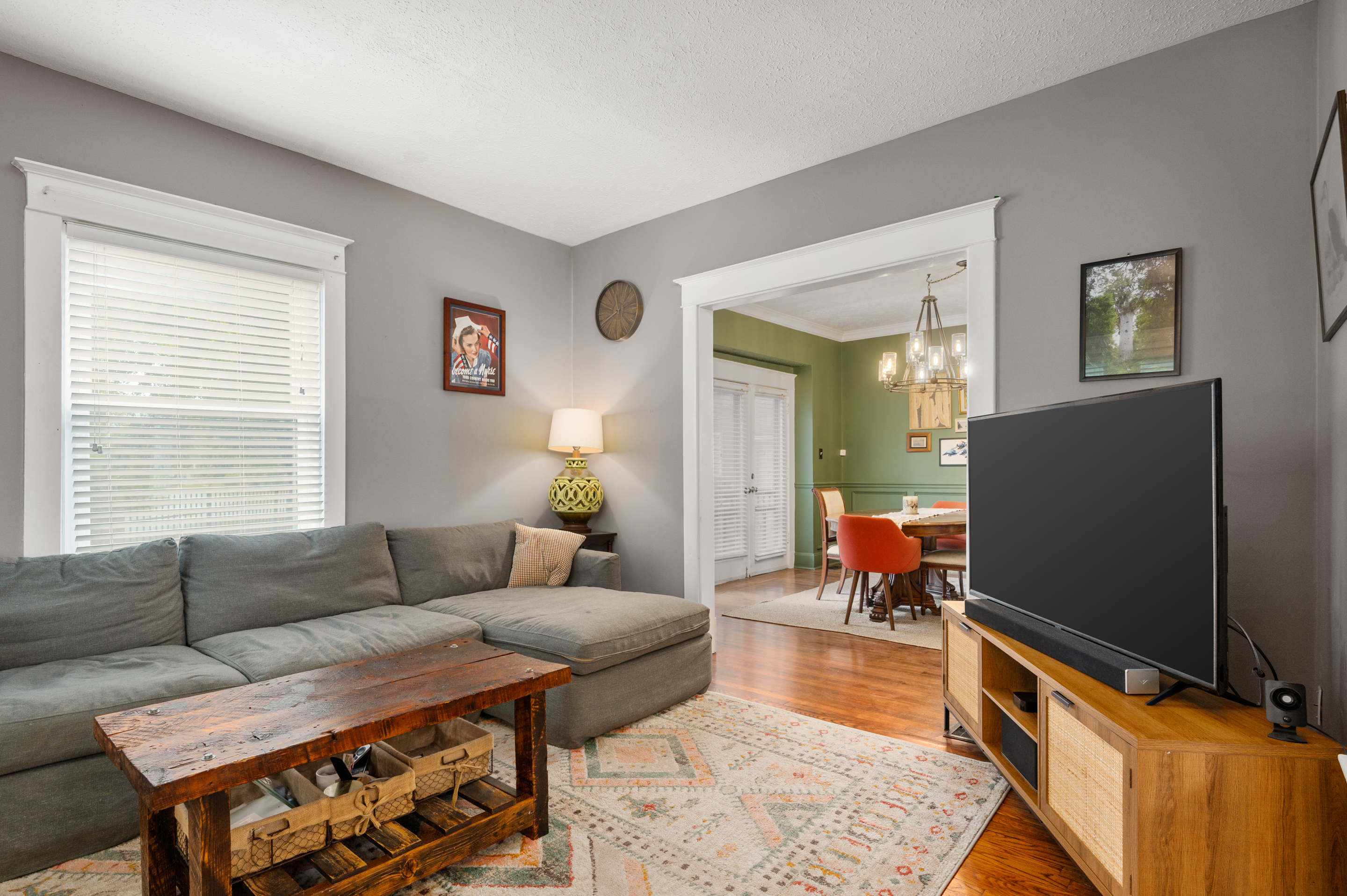 976 E Pleasant Run Pkwy N Drive