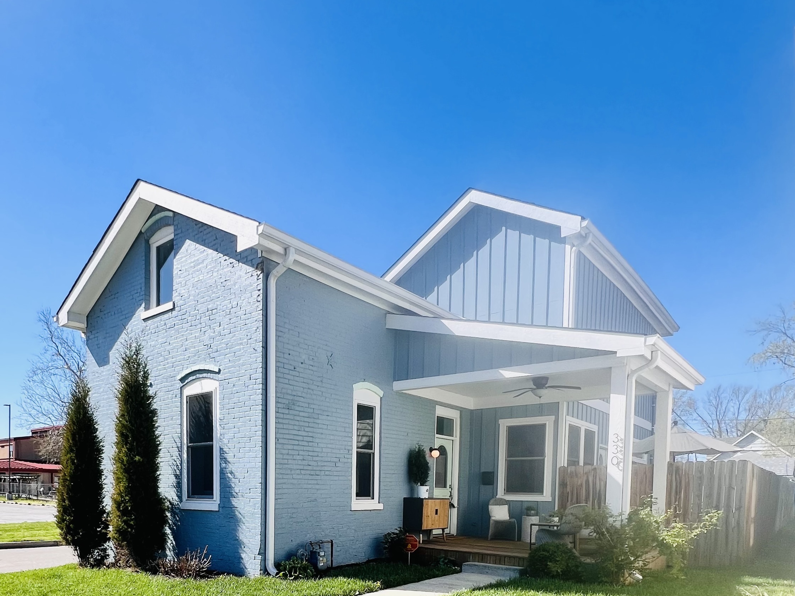 330 E Minnesota Street