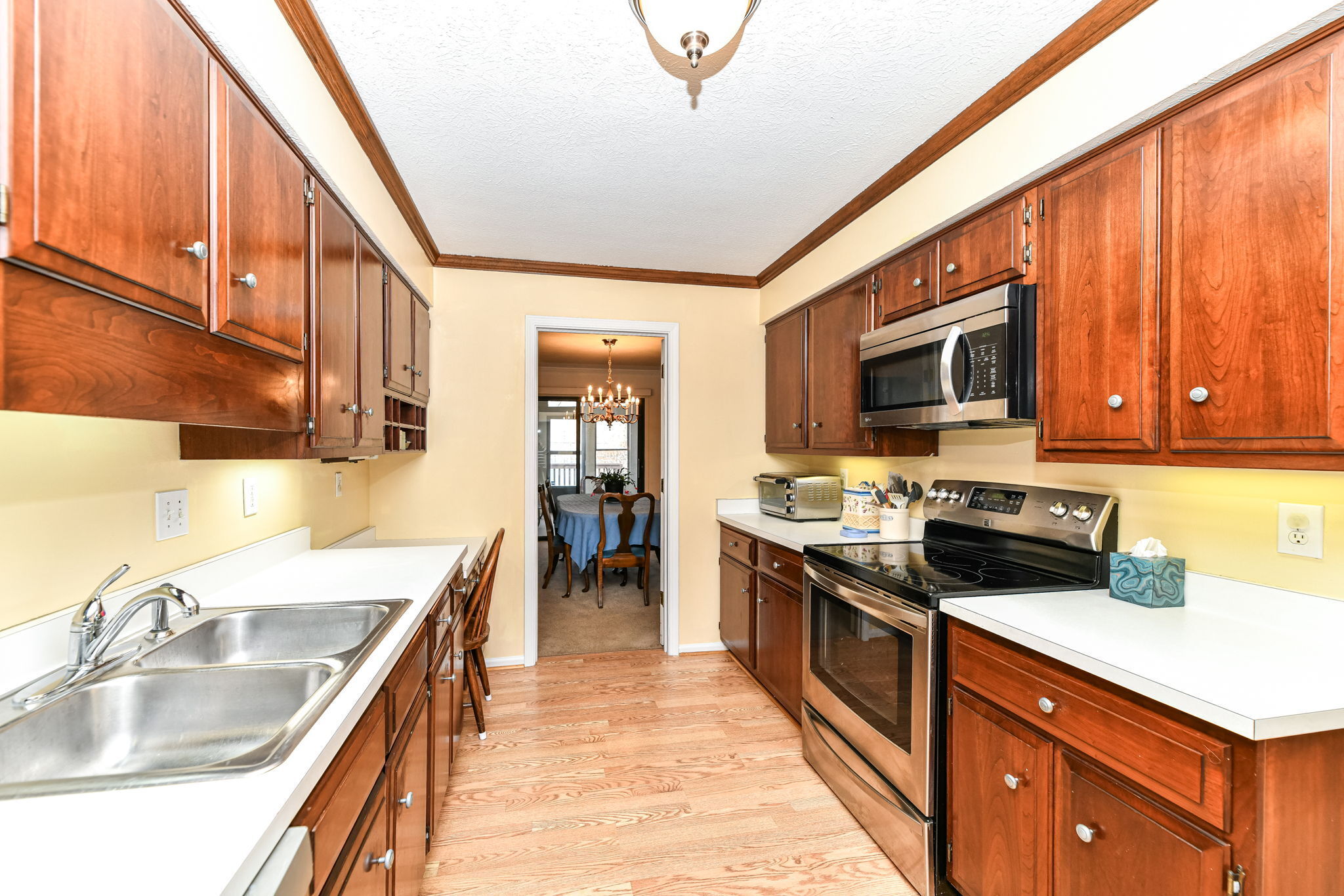 5419 Greenwillow Road