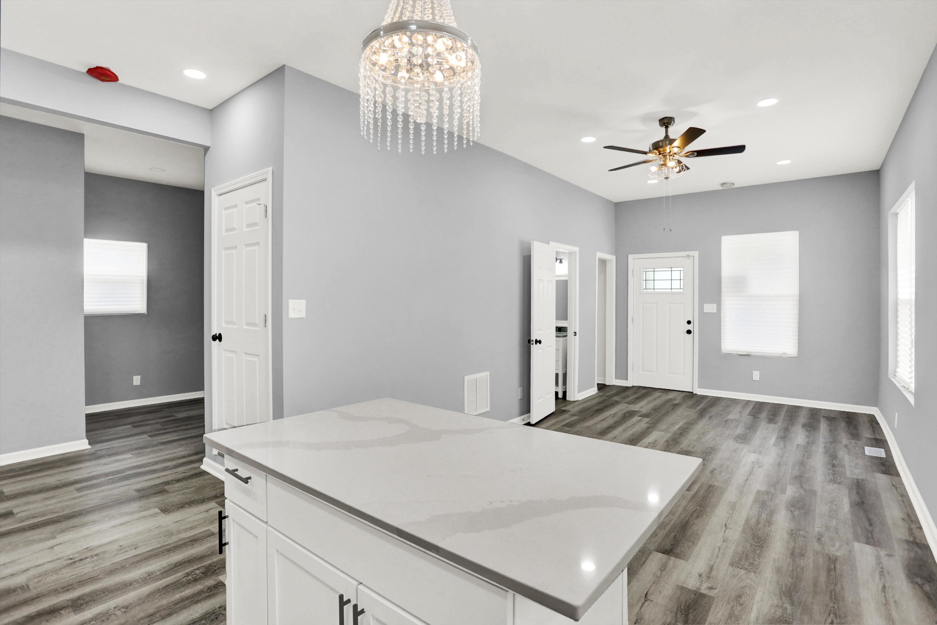 940 N Olney Street