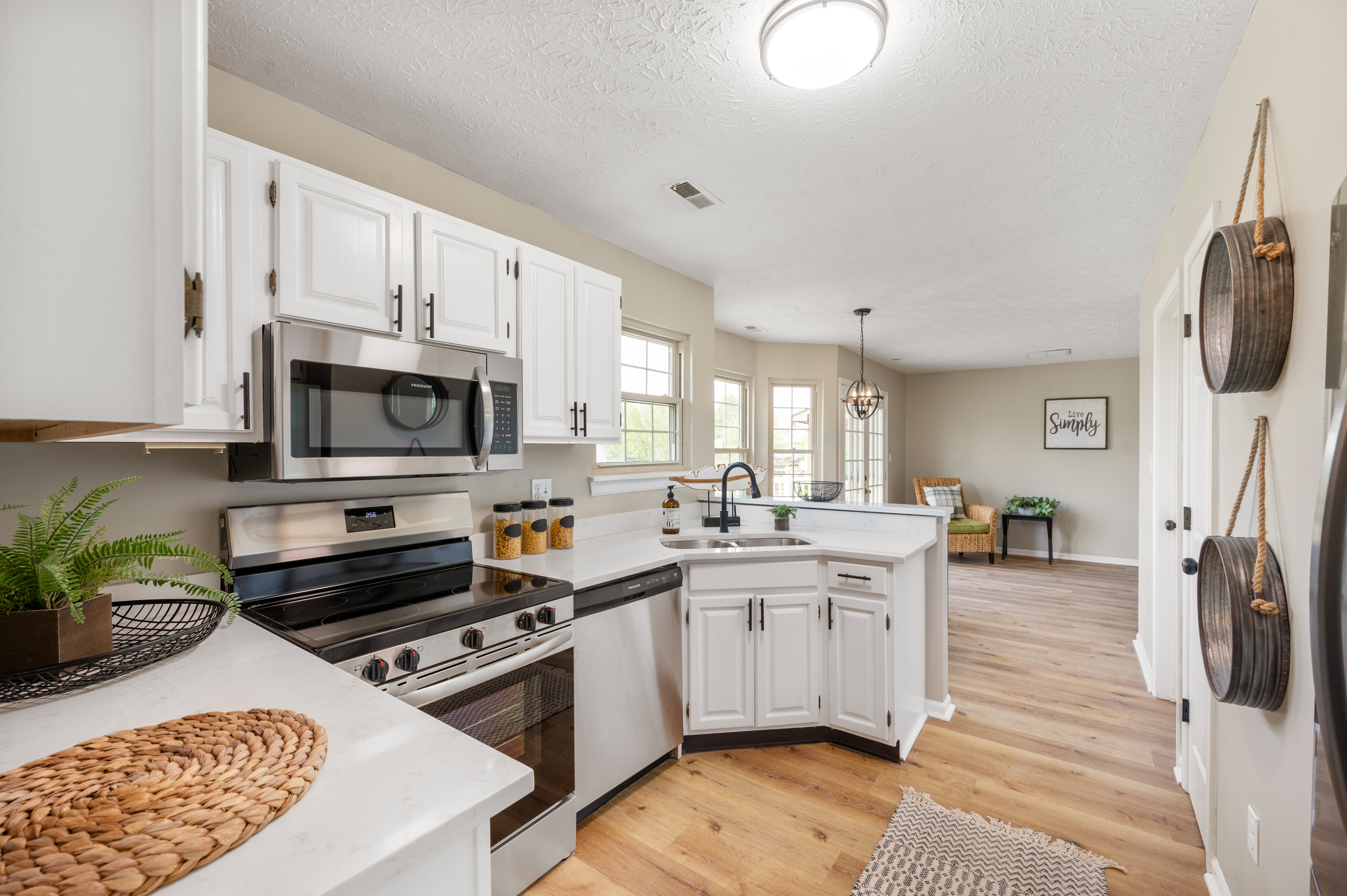 1638 Wilford Lane