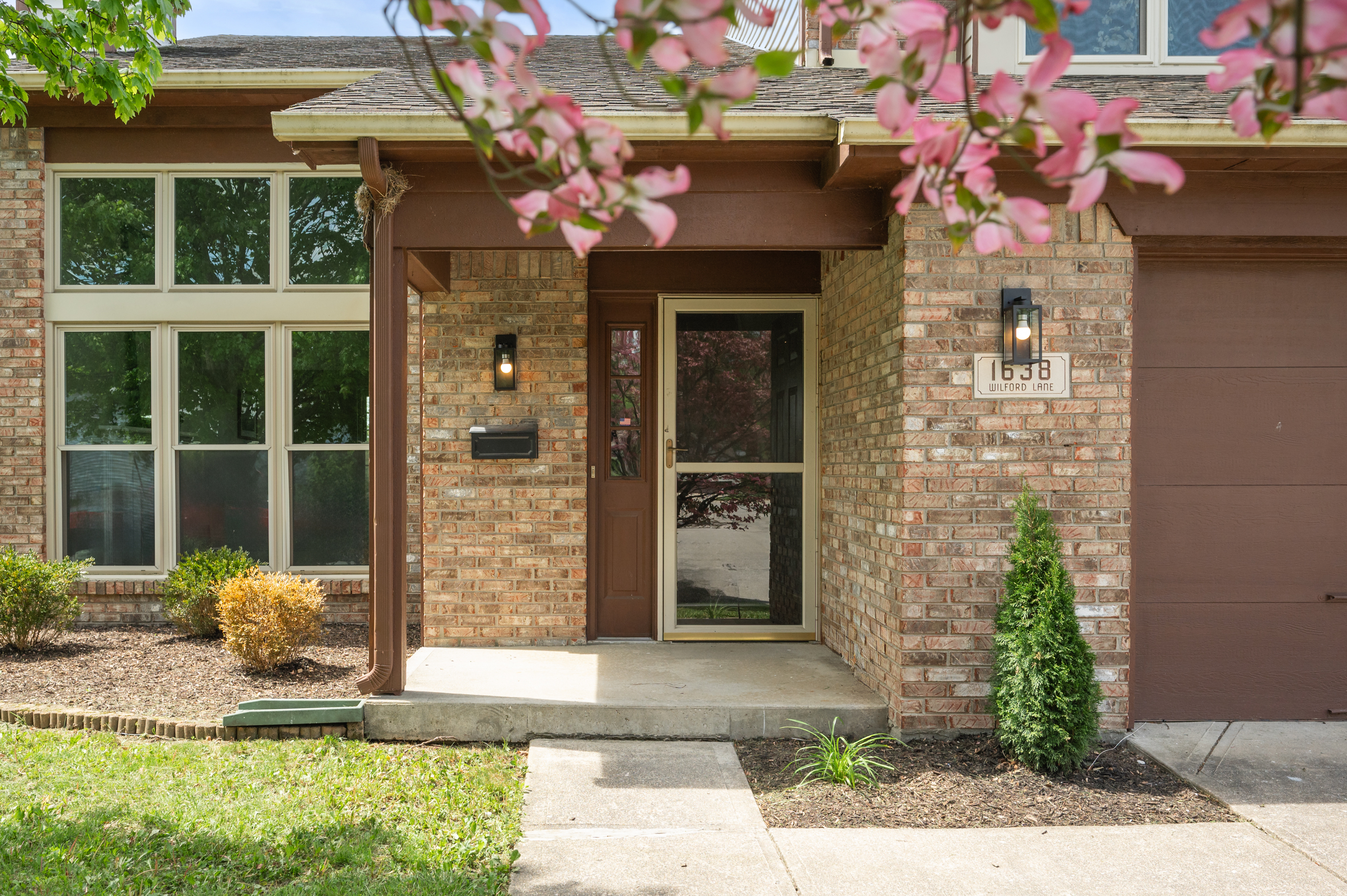 1638 Wilford Lane