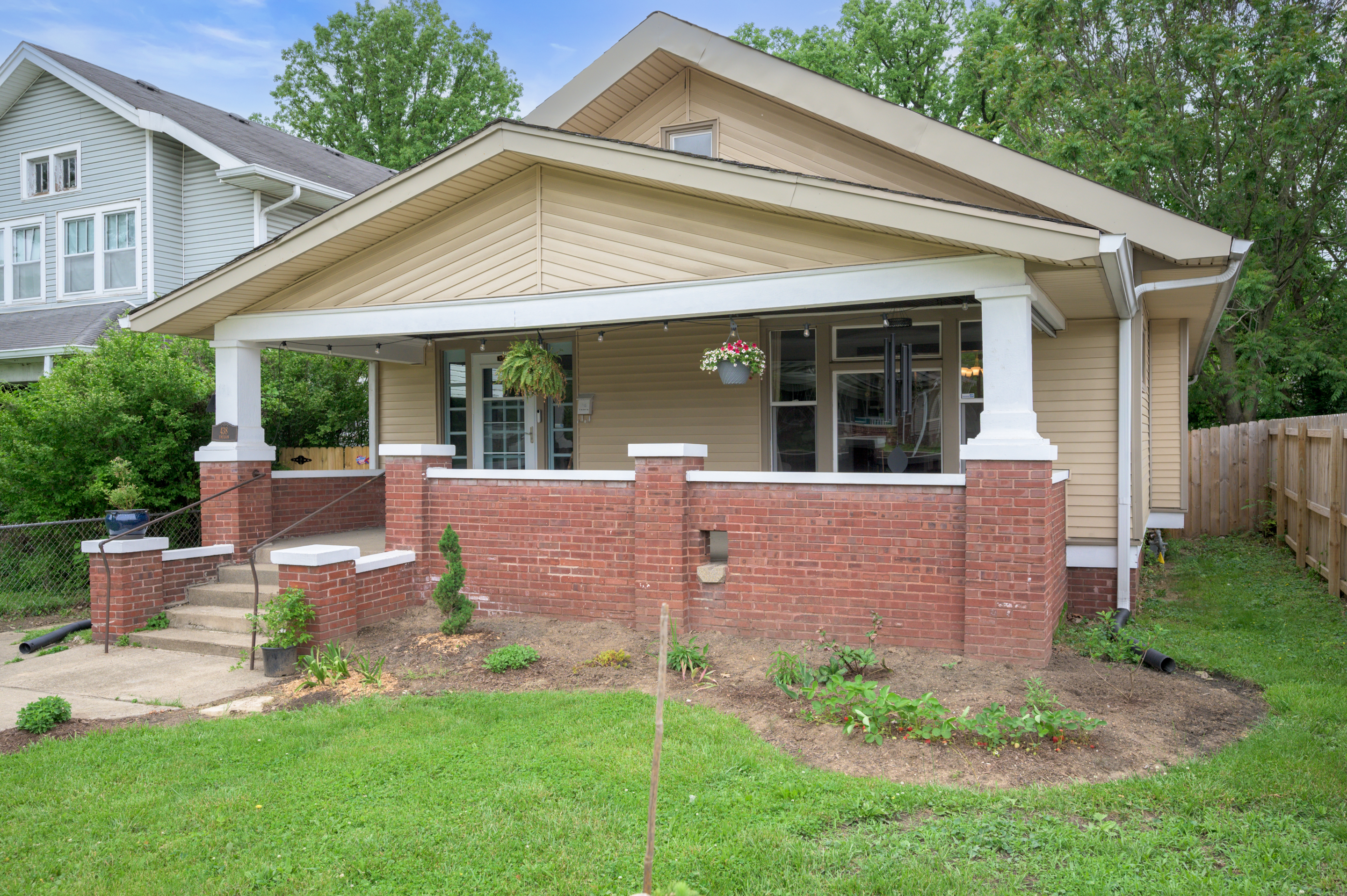 438 N Emerson Avenue